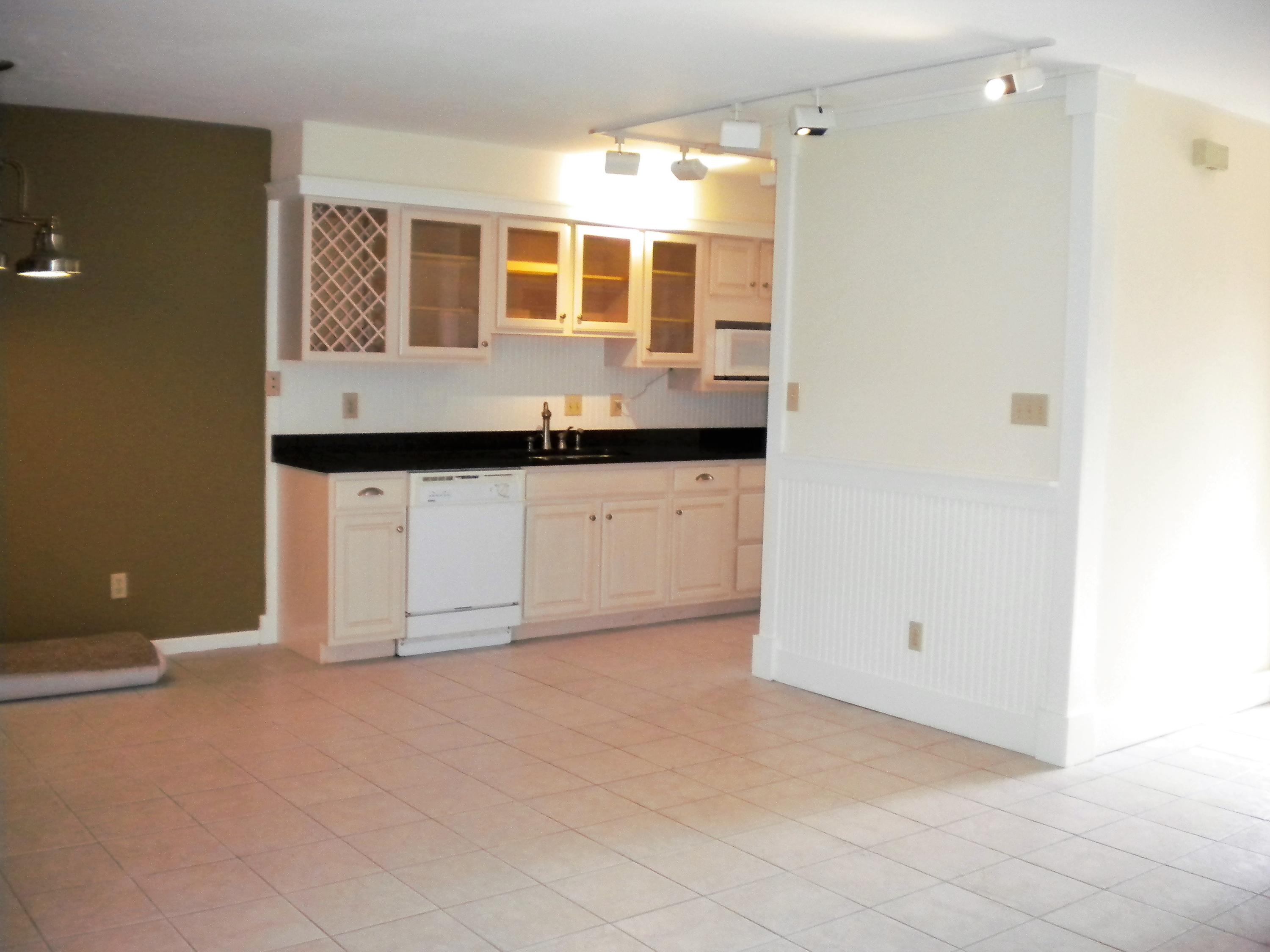 PINE RIDGE TRACE RE/SUB - Residential Lease