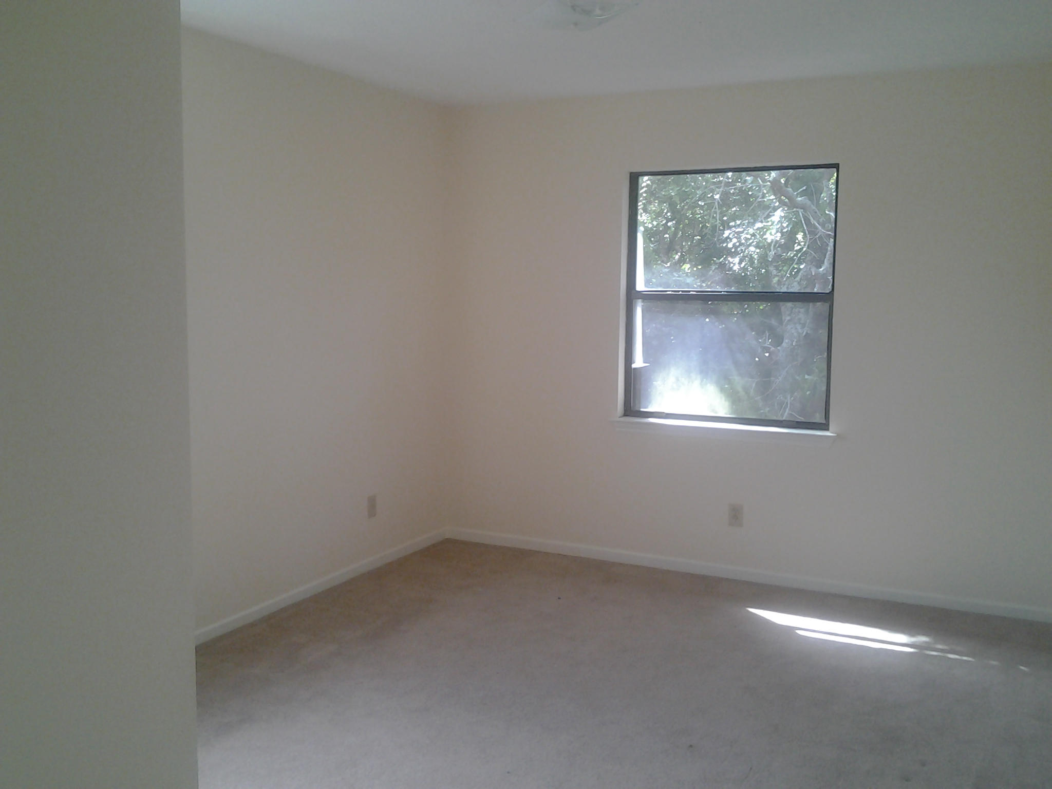 PINE RIDGE TRACE RE/SUB - Residential Lease