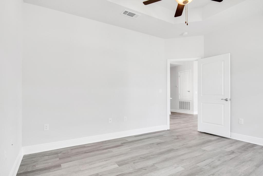 THE BLUFFS AT LAFAYETTE - Residential