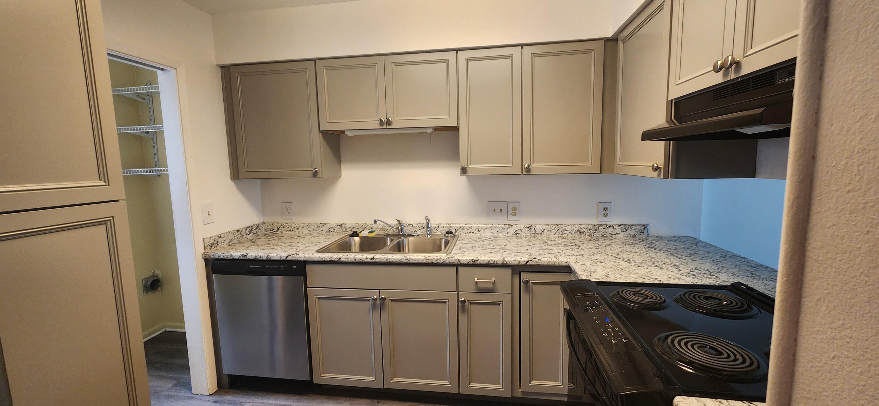CAPE CASA T/H - Residential Lease