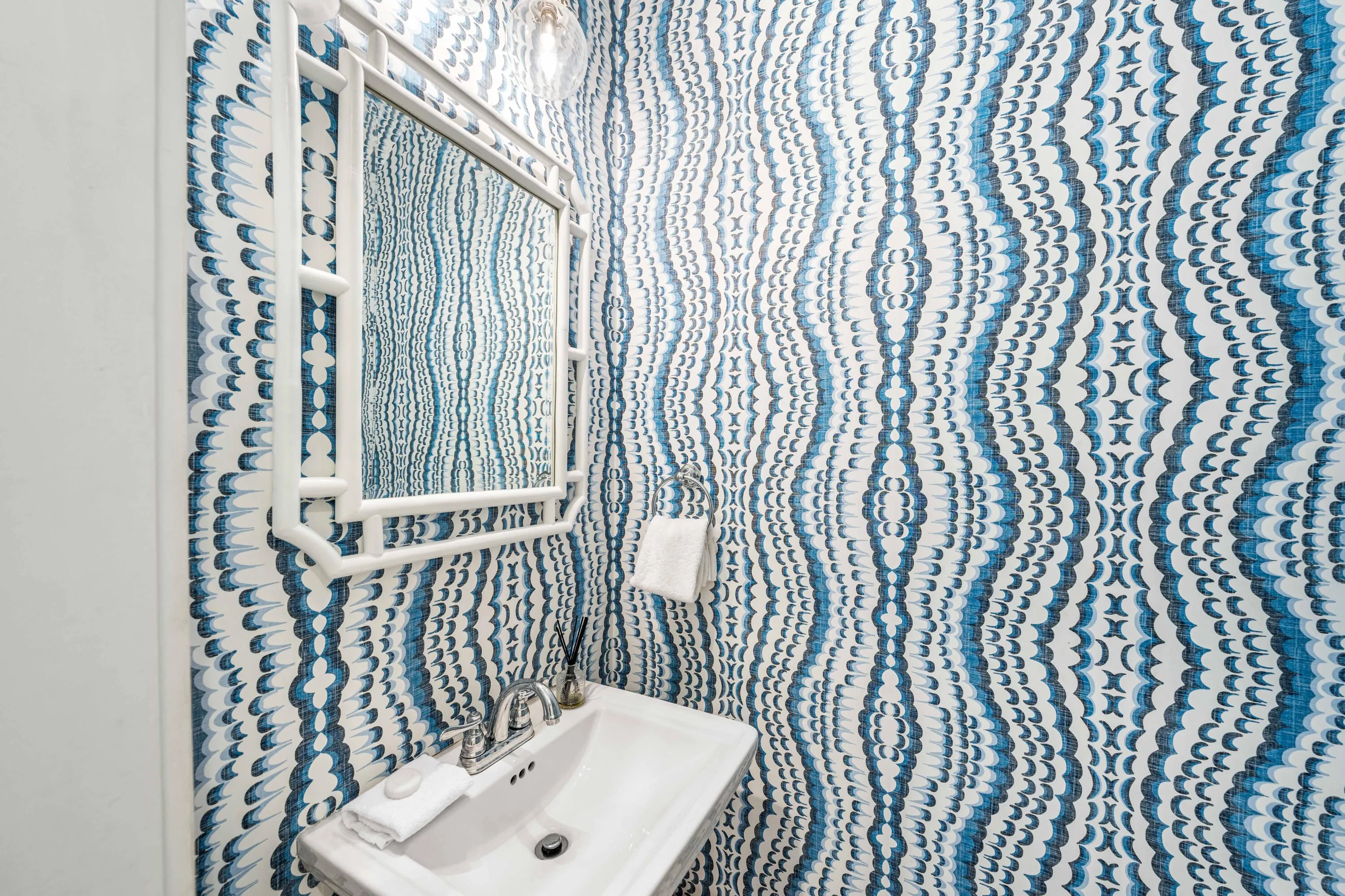 Santa Rosa Beach, Florida 32459, United States, 4 Bedrooms Bedrooms, ,5 BathroomsBathrooms,Residential,Active,79640