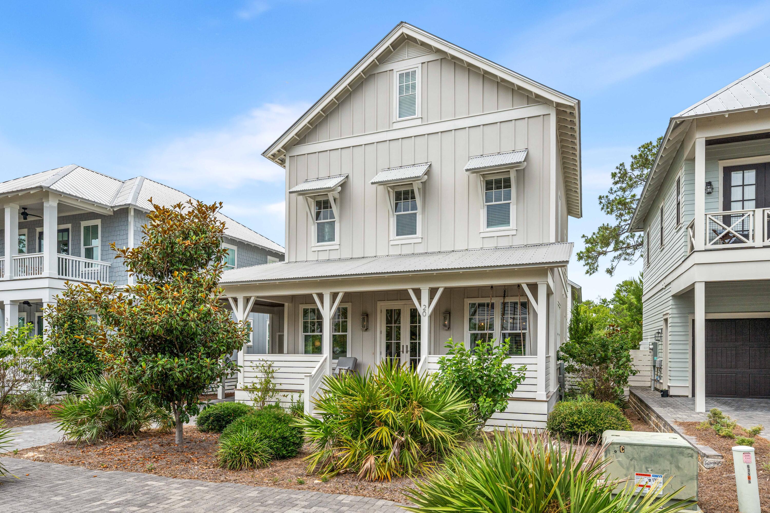 LAKESIDE AT BLUE MOUNTAIN BEACH - Residential