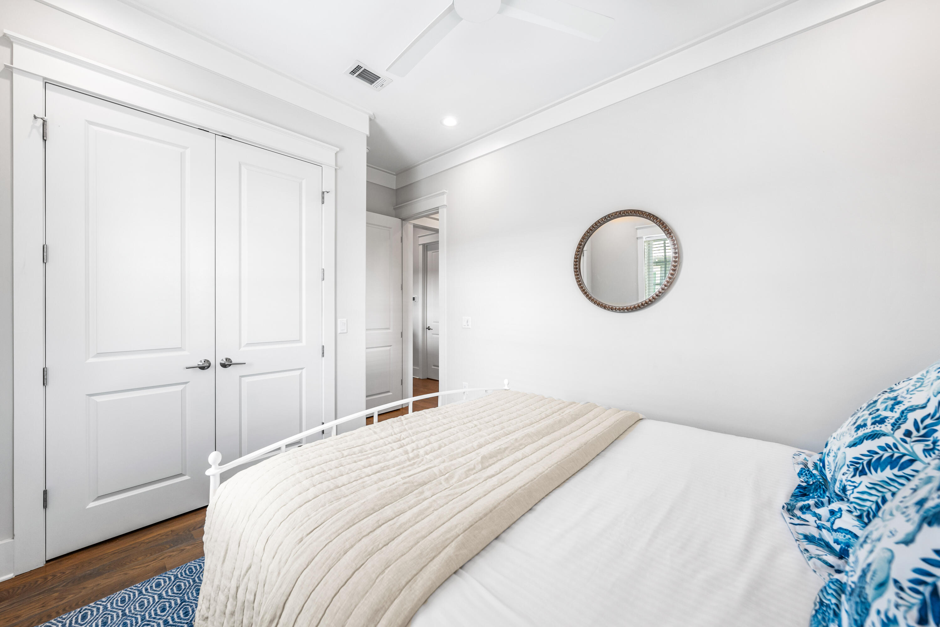 LAKESIDE AT BLUE MOUNTAIN BEACH - Residential