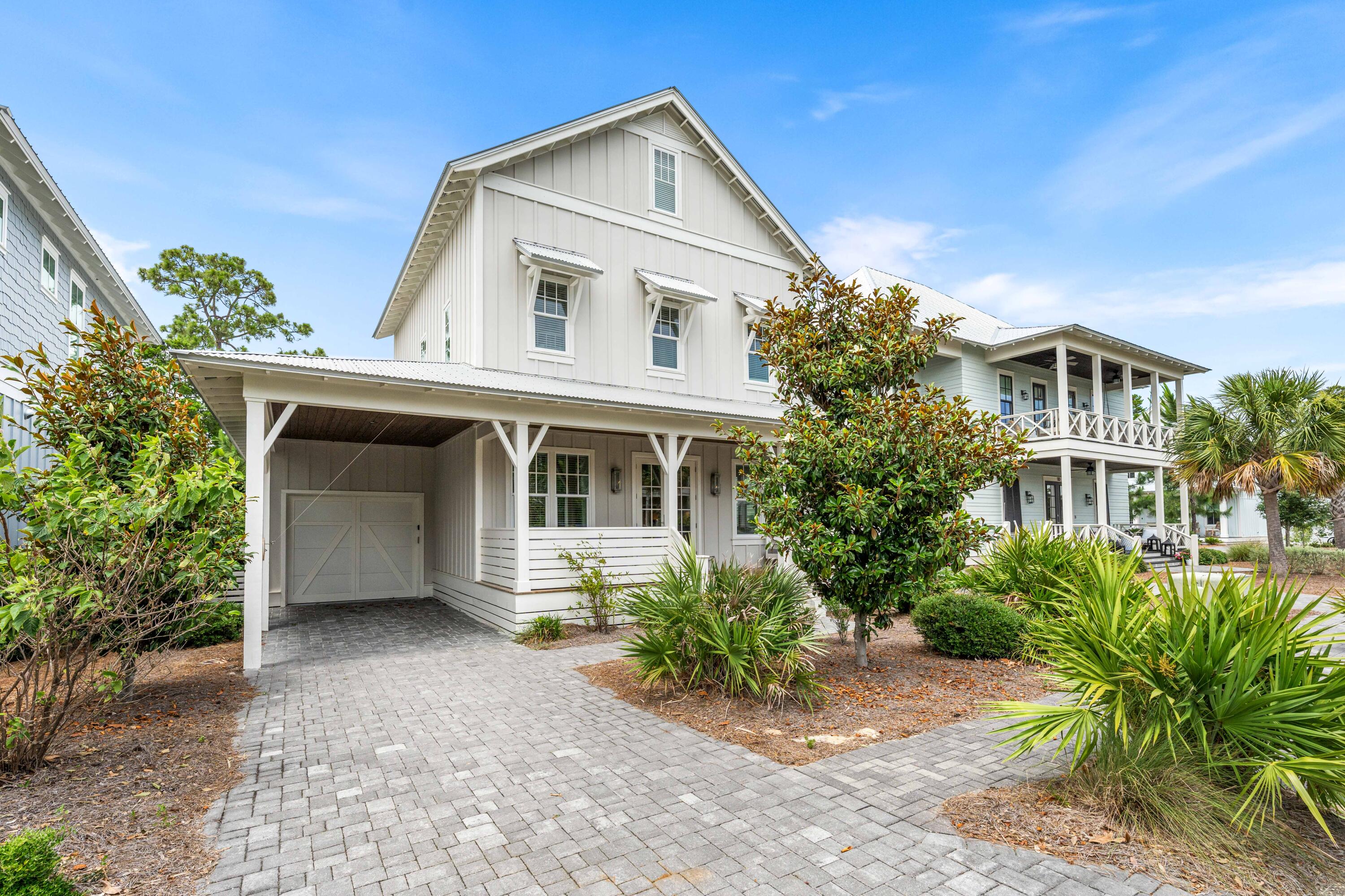LAKESIDE AT BLUE MOUNTAIN BEACH - Residential