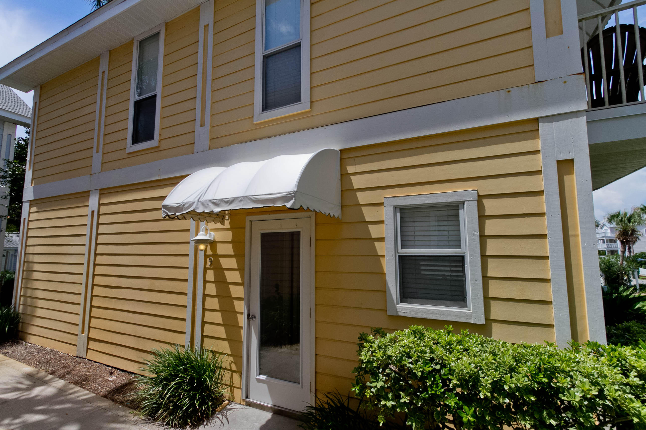 NANTUCKET RAINBOW COTTAGES - Residential