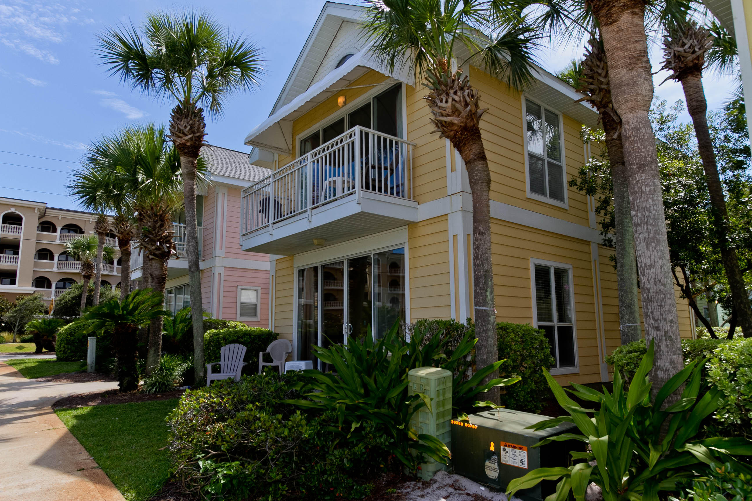 NANTUCKET RAINBOW COTTAGES - Residential