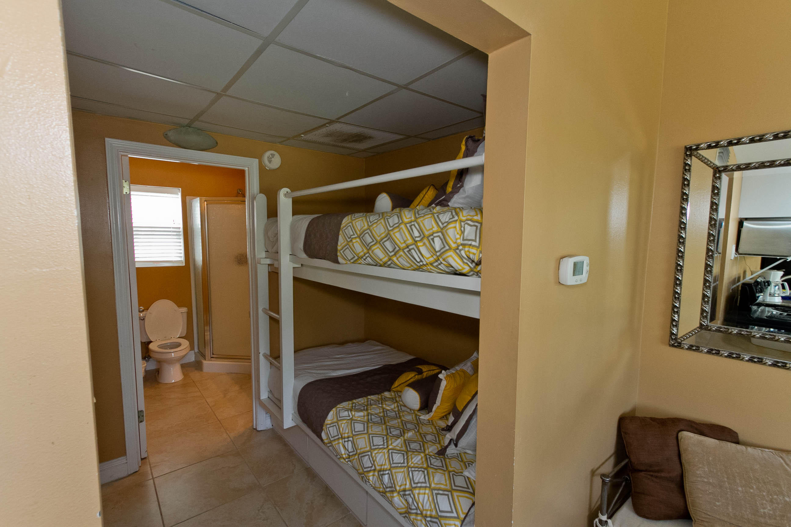 NANTUCKET RAINBOW COTTAGES - Residential