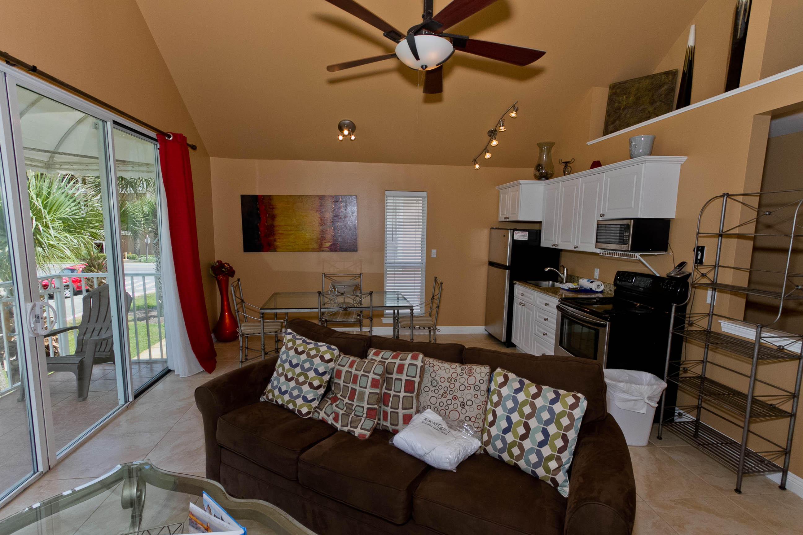 NANTUCKET RAINBOW COTTAGES - Residential