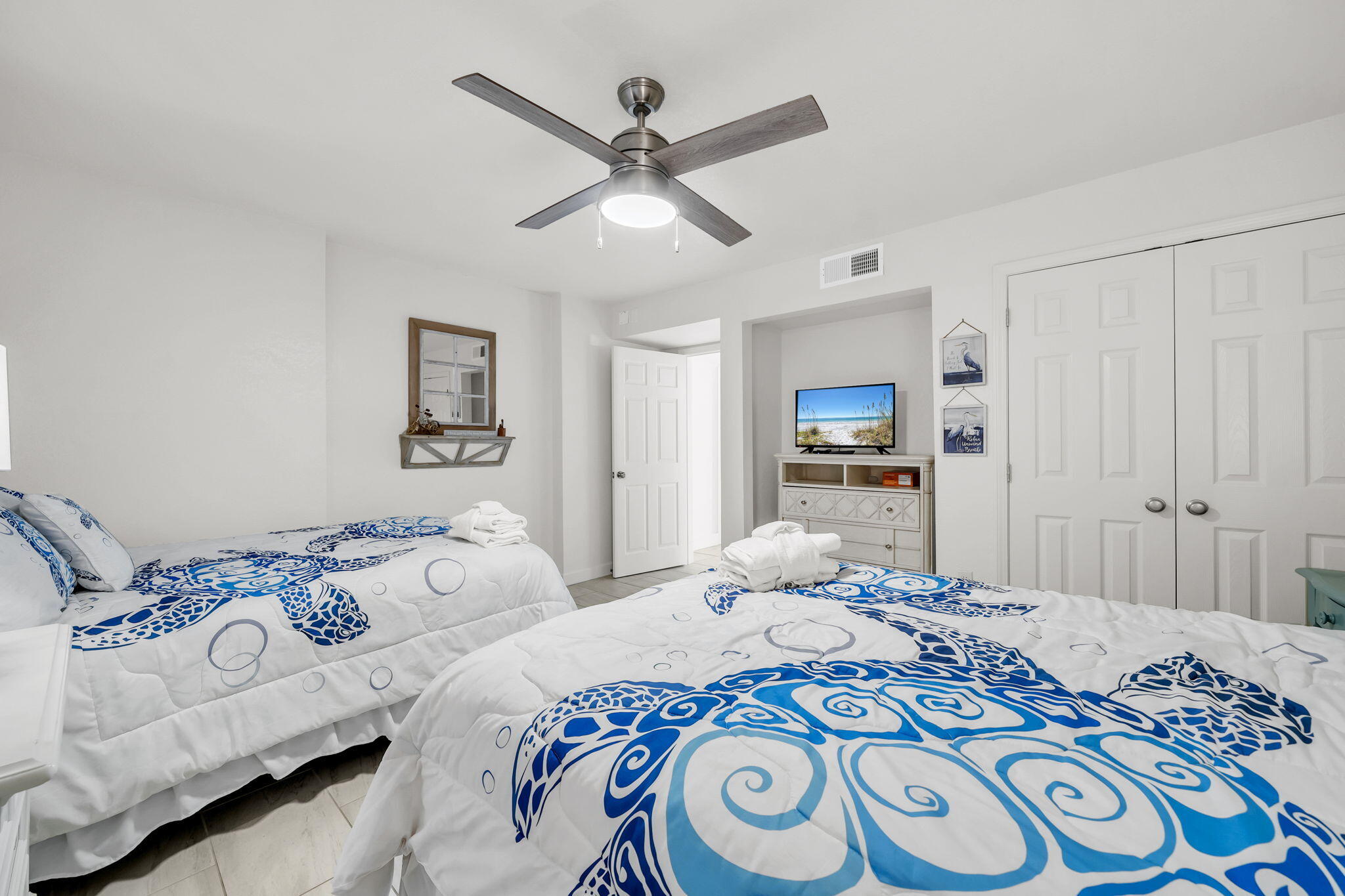 SHORELINE TOWERS 2 - Residential