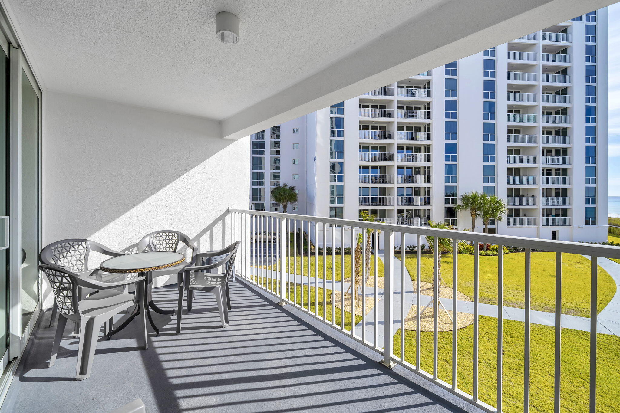 SHORELINE TOWERS 2 - Residential