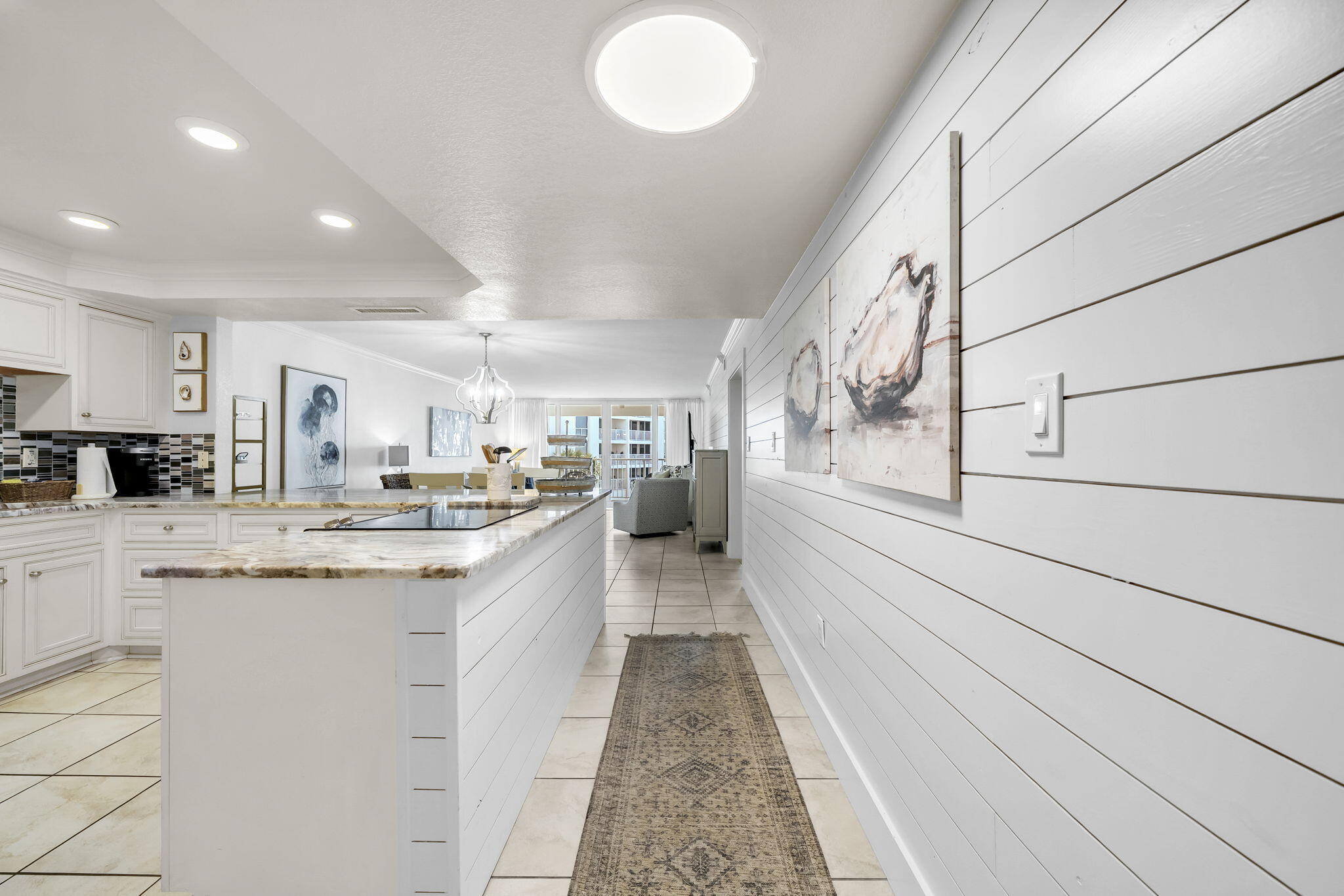 SHORELINE TOWERS 2 - Residential