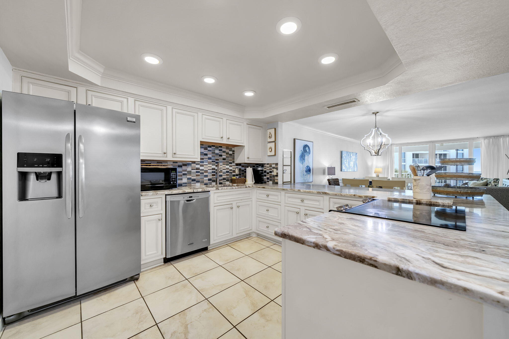 SHORELINE TOWERS 2 - Residential