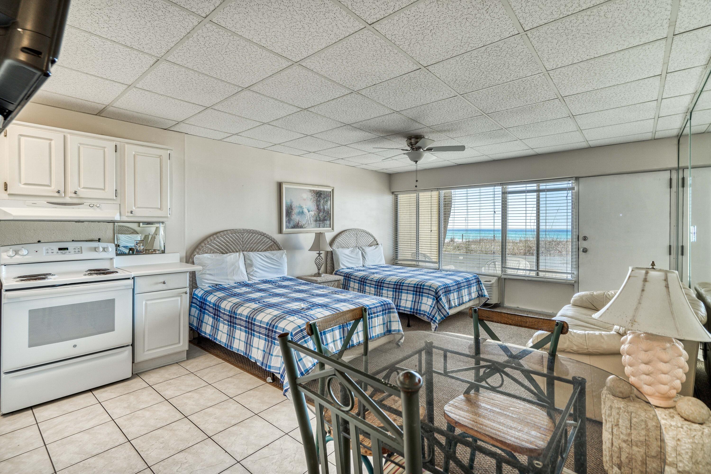 CONTINENTAL CONDO - Residential