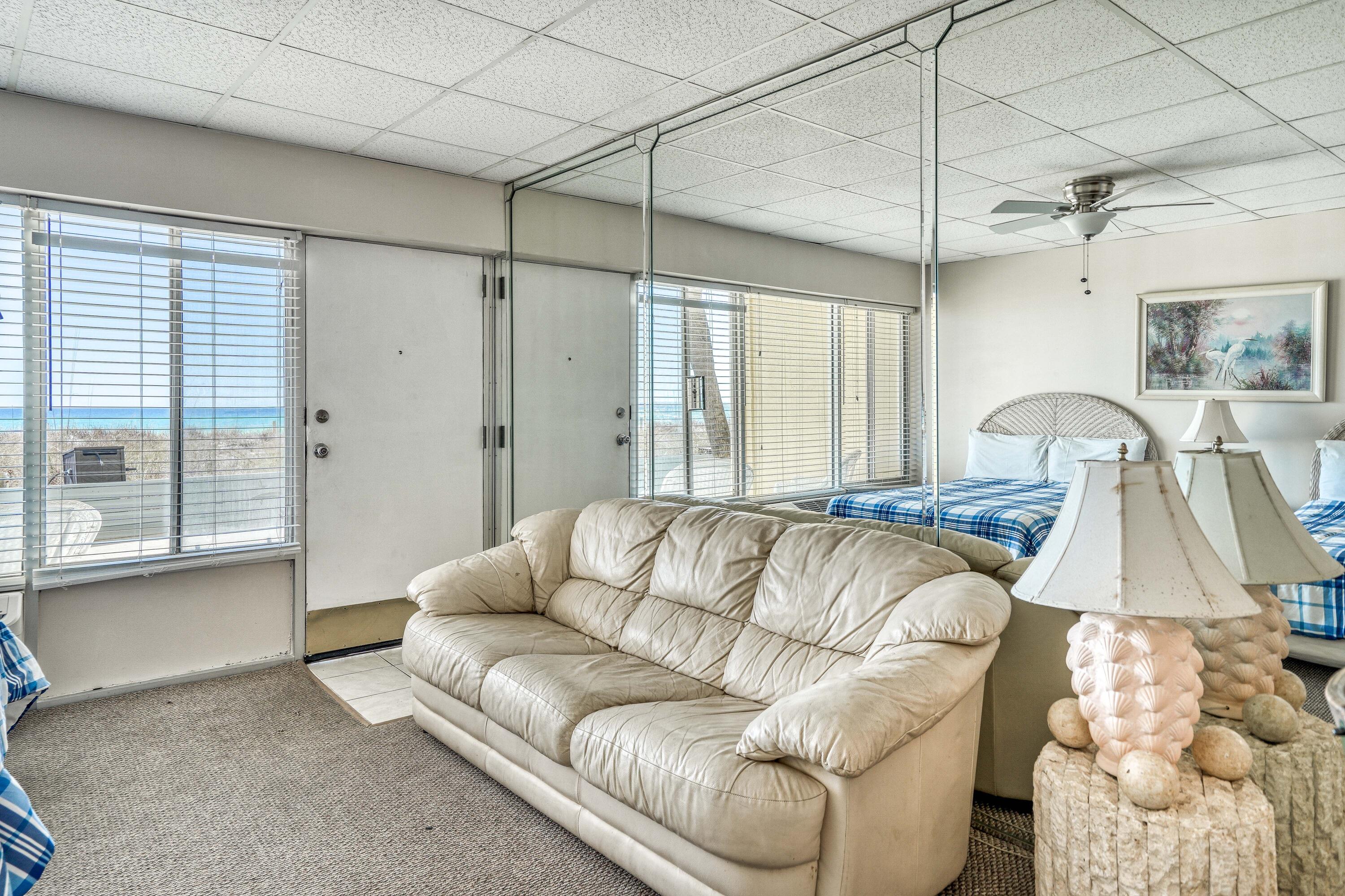 CONTINENTAL CONDO - Residential