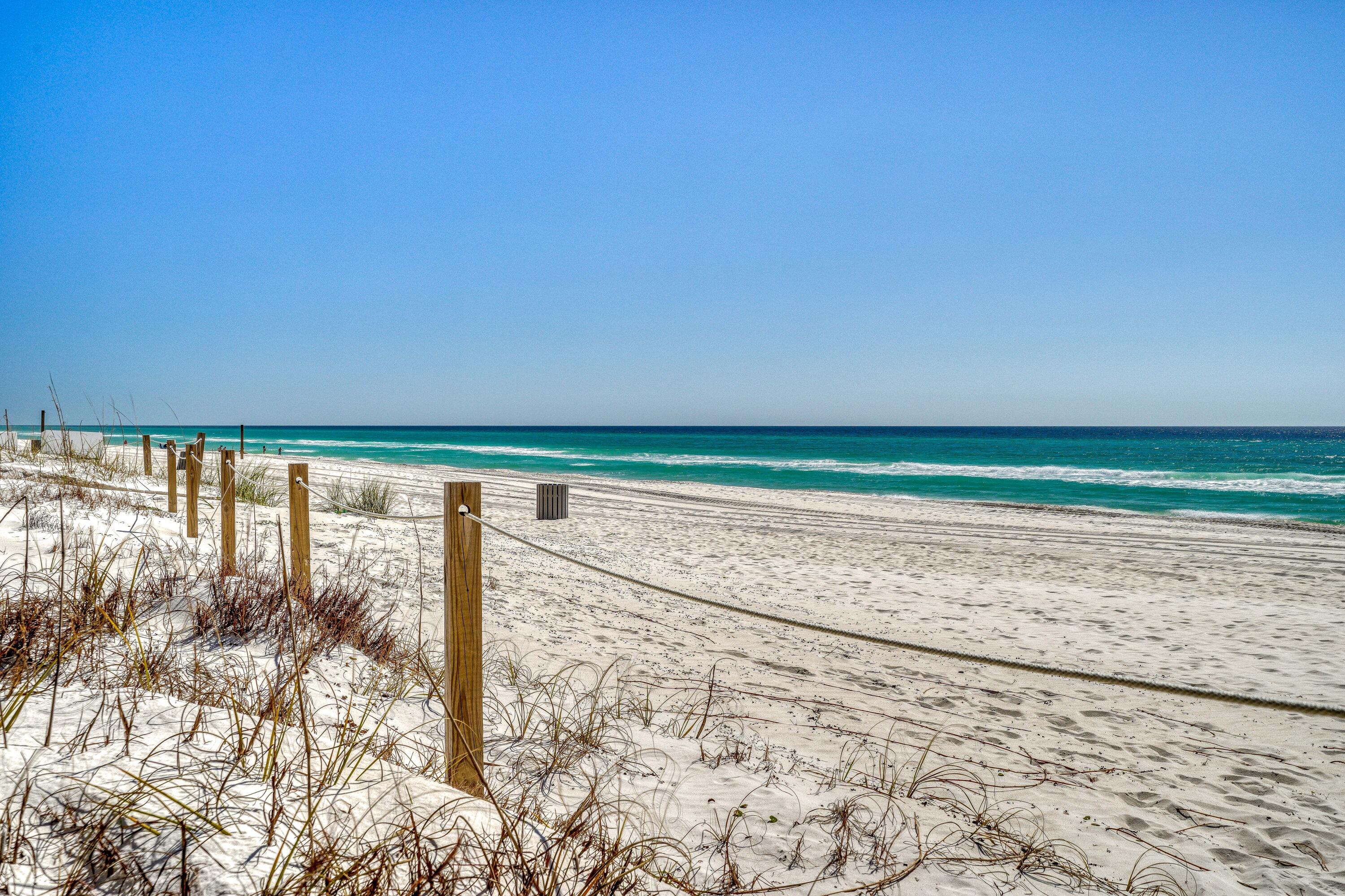 CONTINENTAL CONDO - Residential