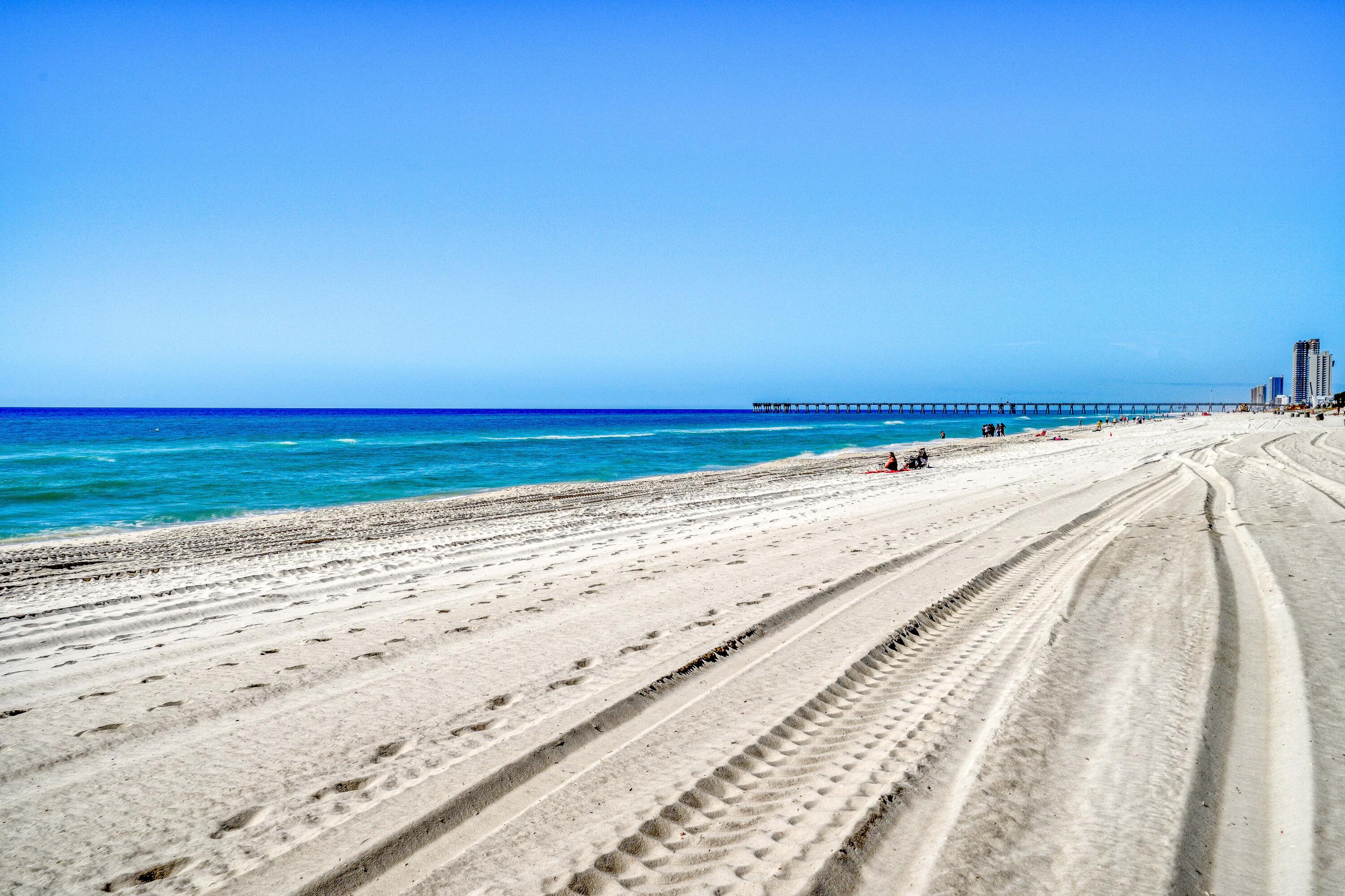 CONTINENTAL CONDO - Residential