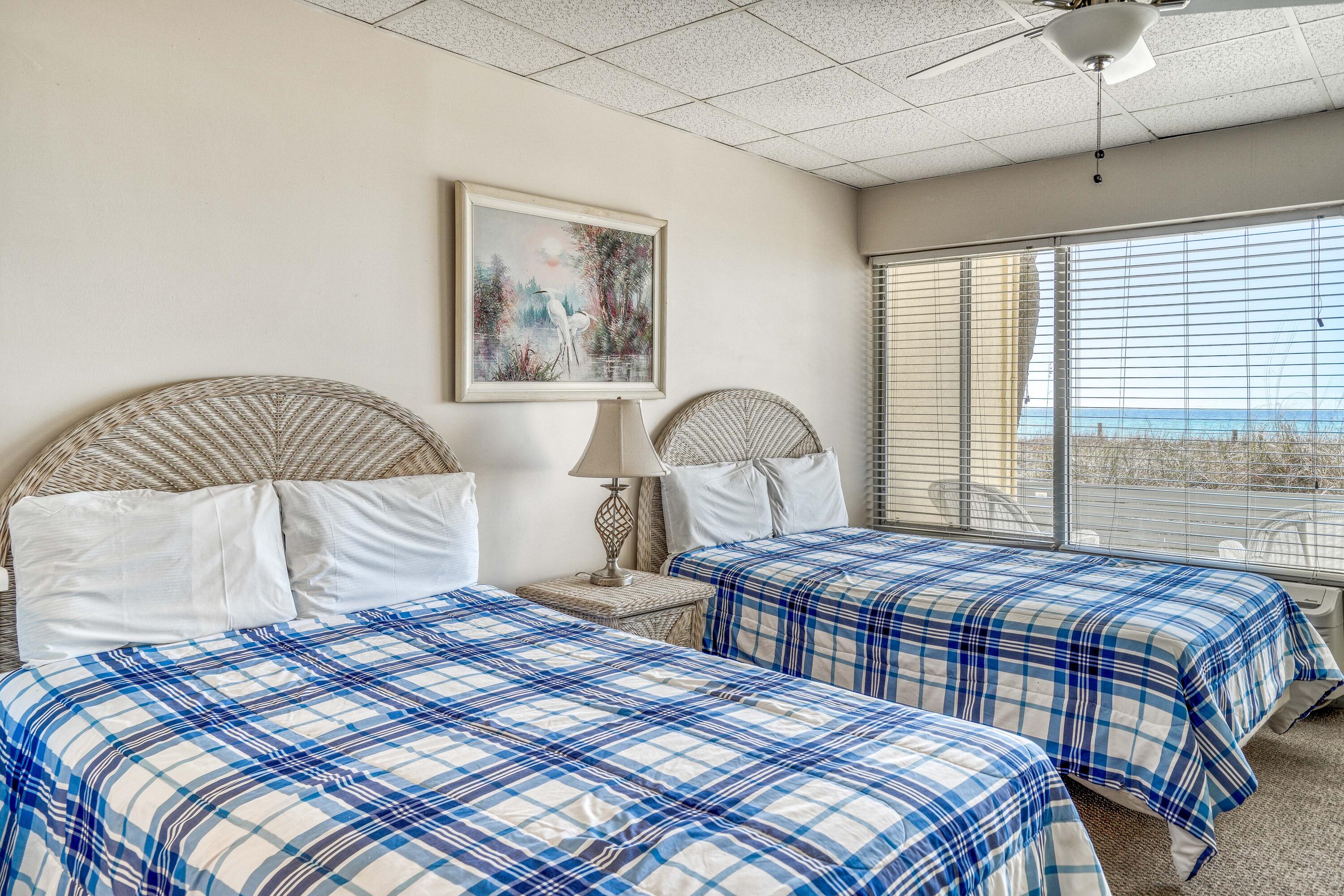 CONTINENTAL CONDO - Residential