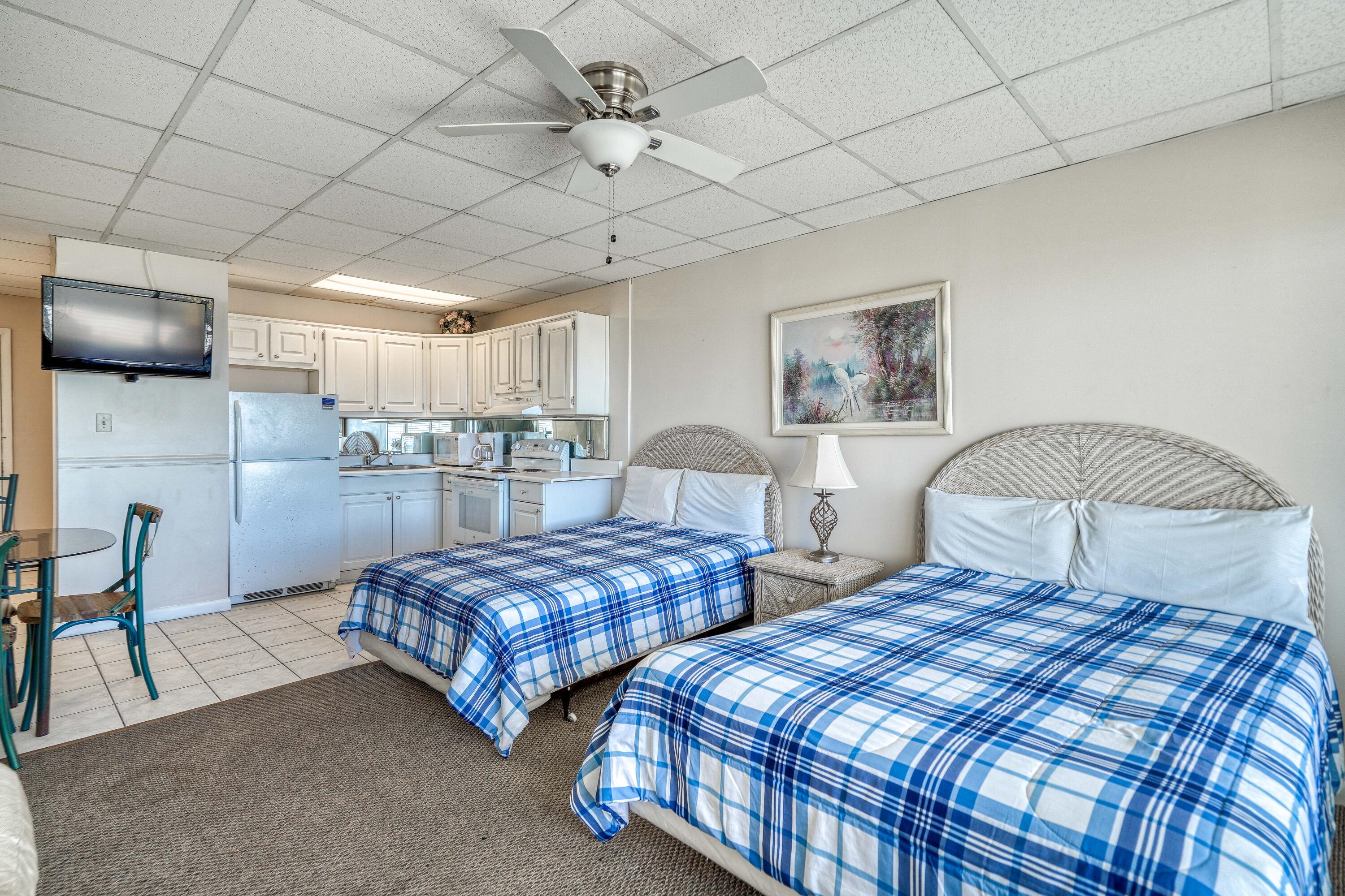 CONTINENTAL CONDO - Residential