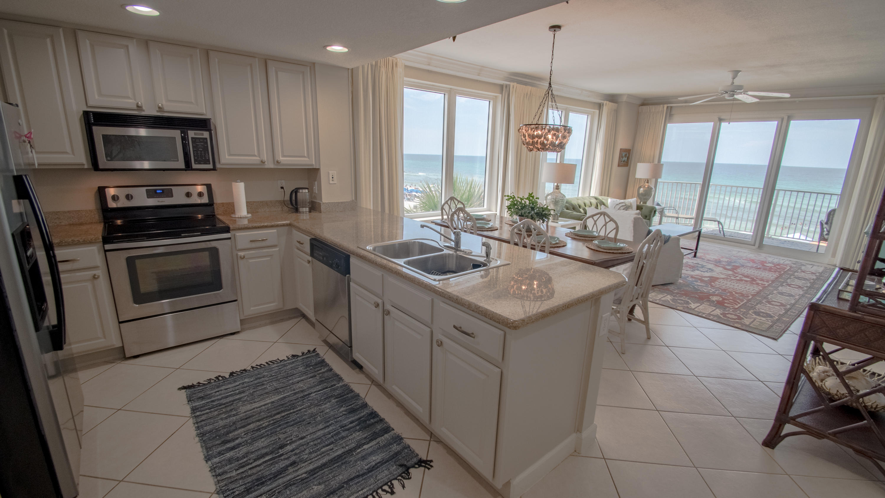 GRANDVIEW EAST - Residential