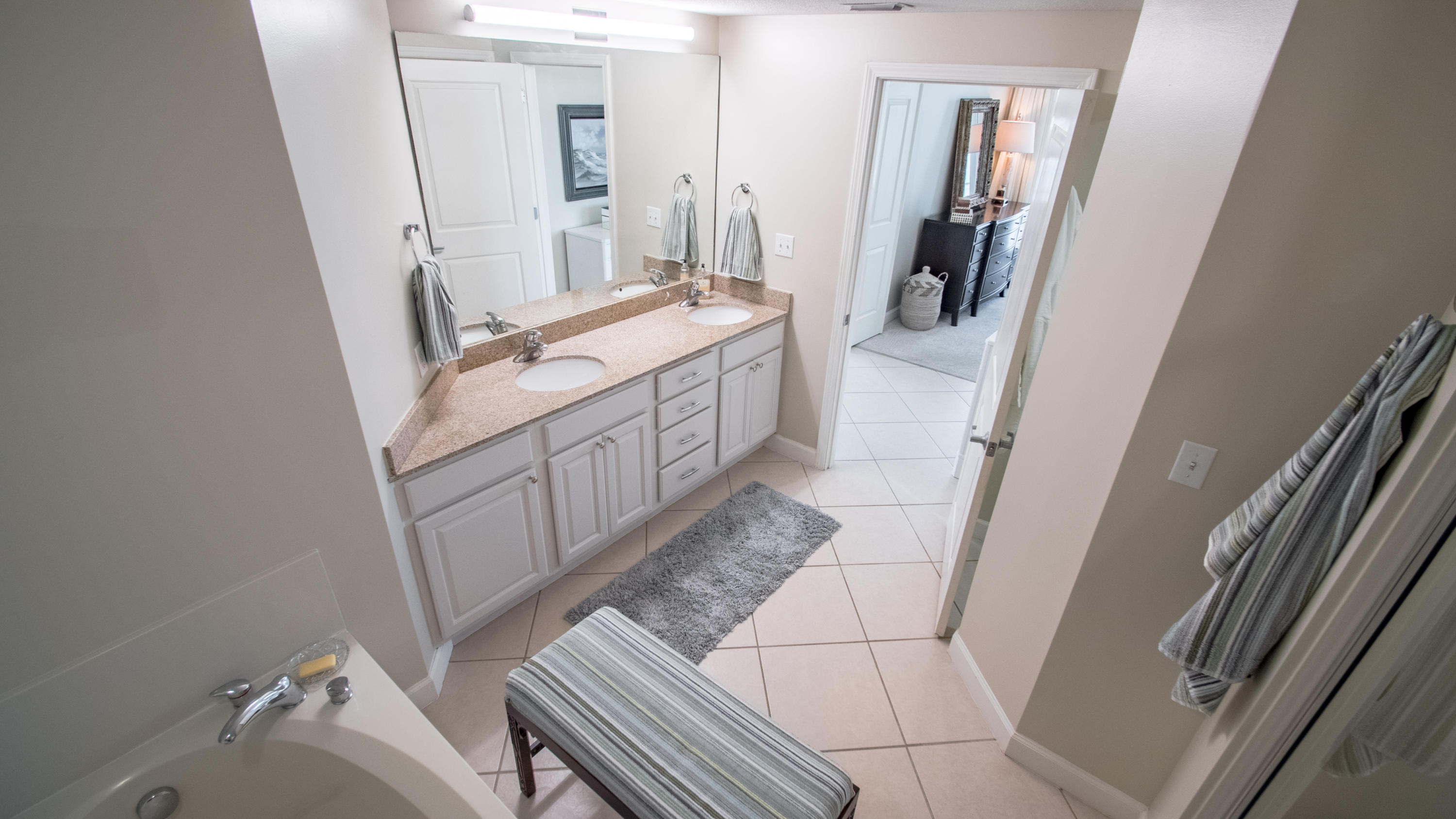 GRANDVIEW EAST - Residential