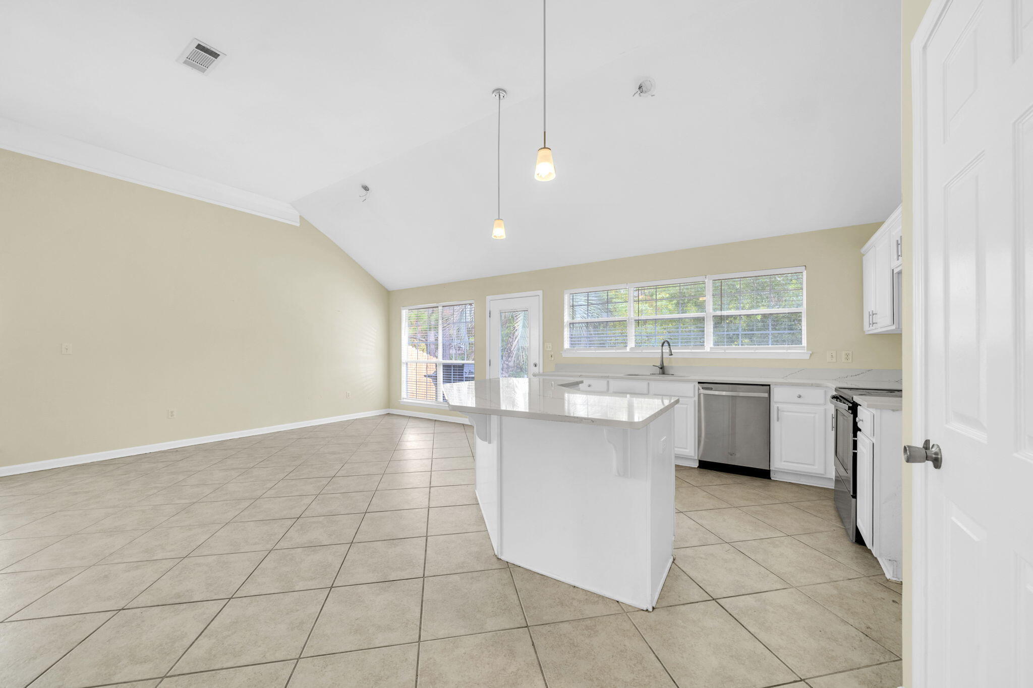 OLDE FLORIDA LAKES PH II - Residential