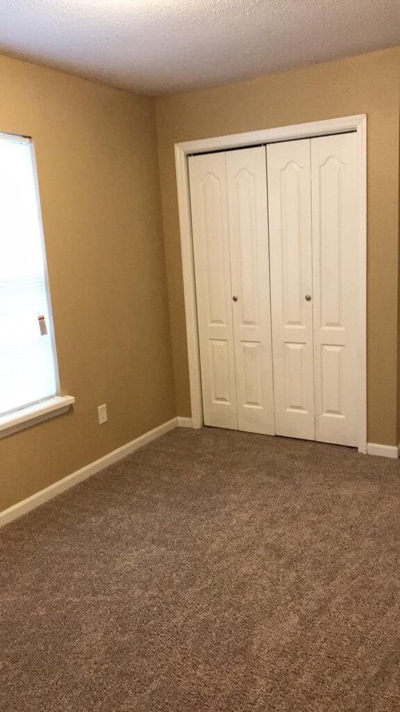 LIVE OAK MANORS - Residential Lease