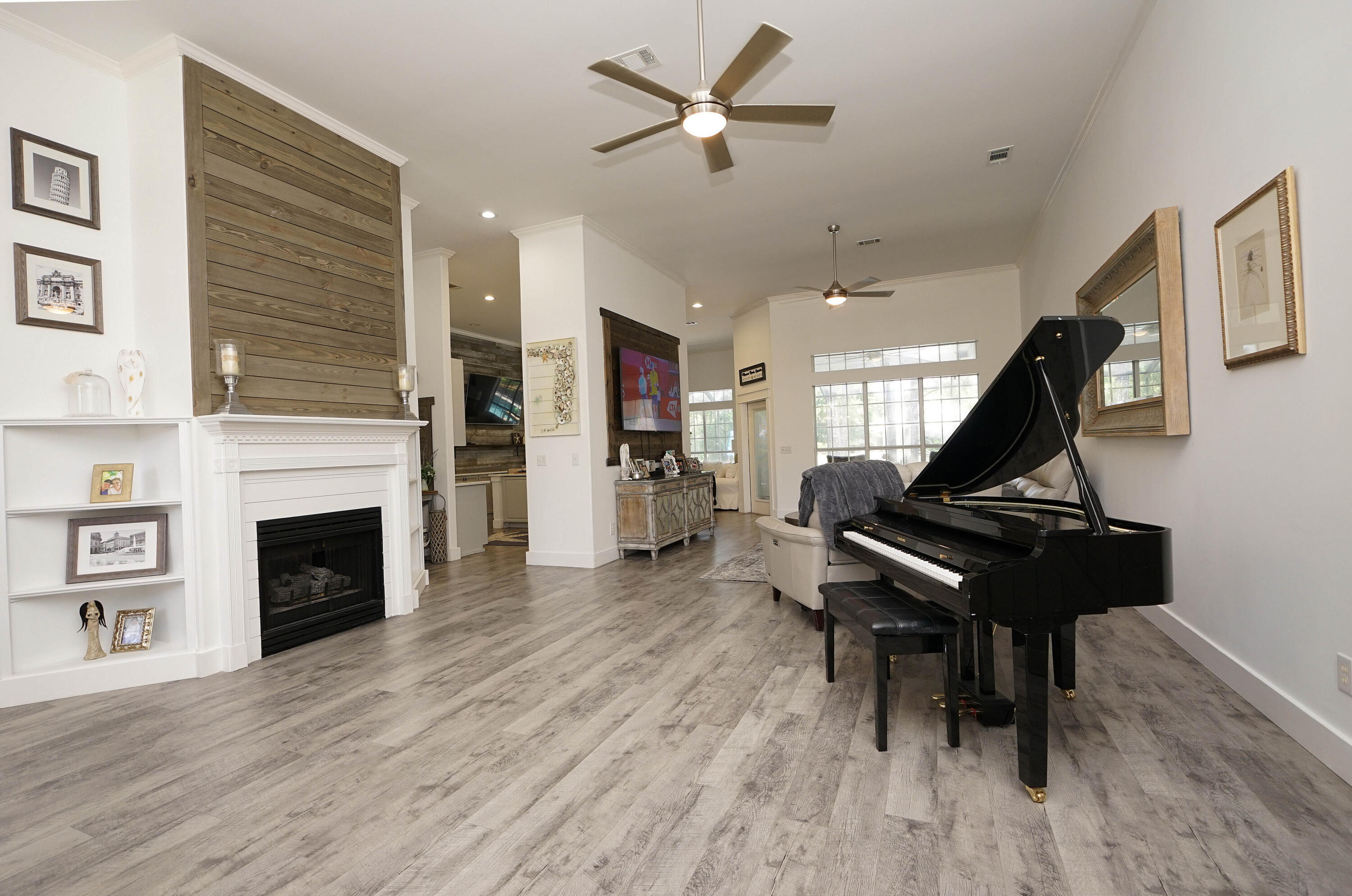 EMERALD BAY PH 1A - Residential