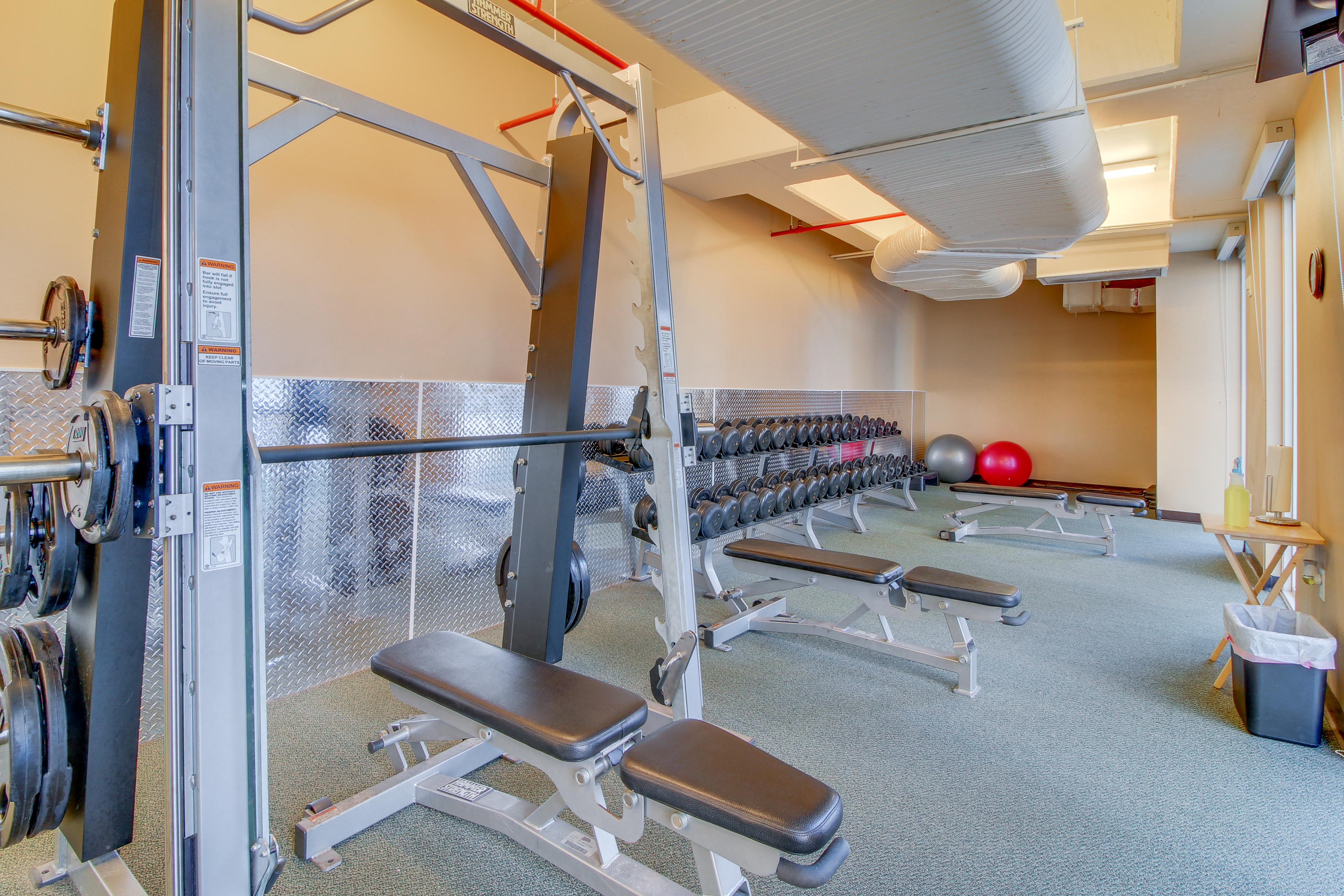 MAJESTIC BEACH TOWERS I - Residential