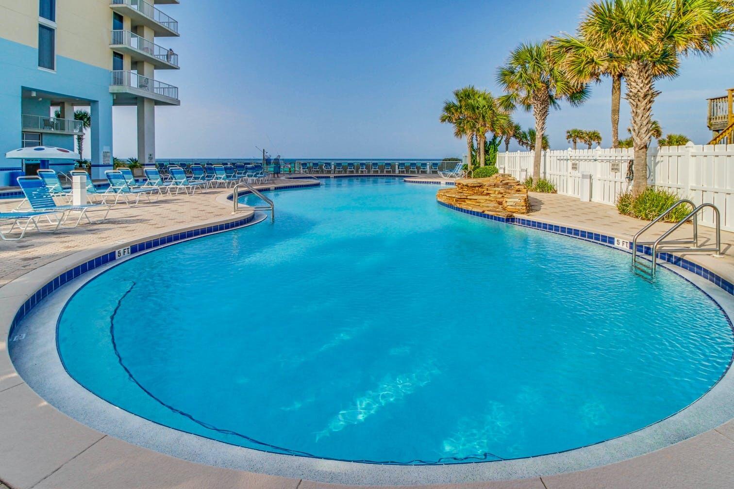 MAJESTIC BEACH TOWERS I - Residential