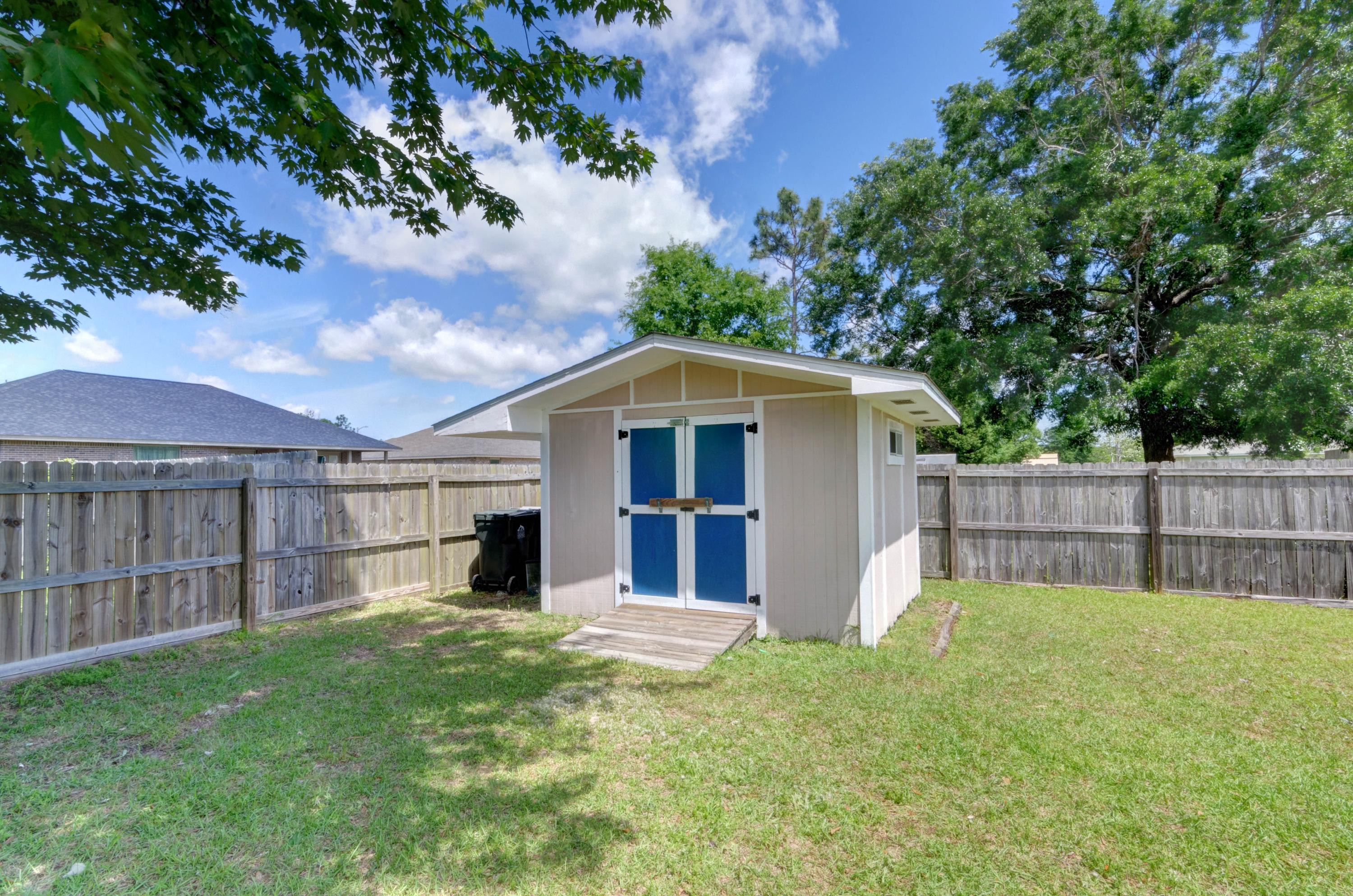 PLANTATION WOODS - Residential
