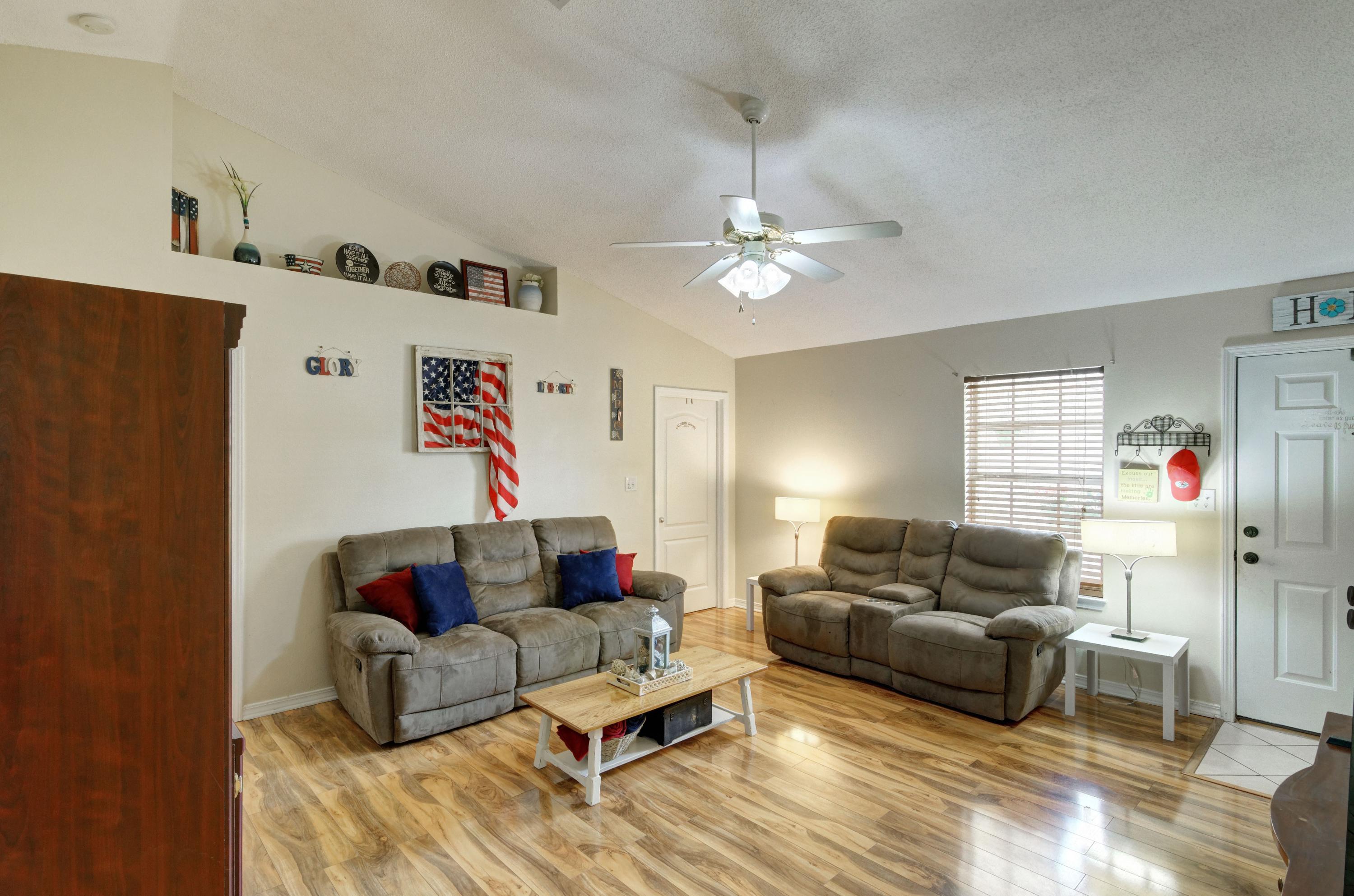PLANTATION WOODS - Residential
