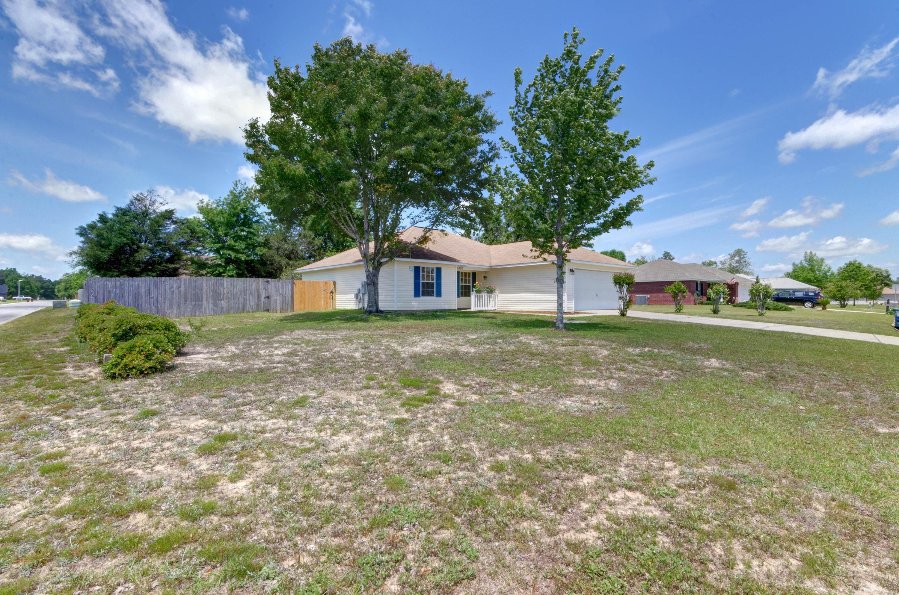 PLANTATION WOODS - Residential
