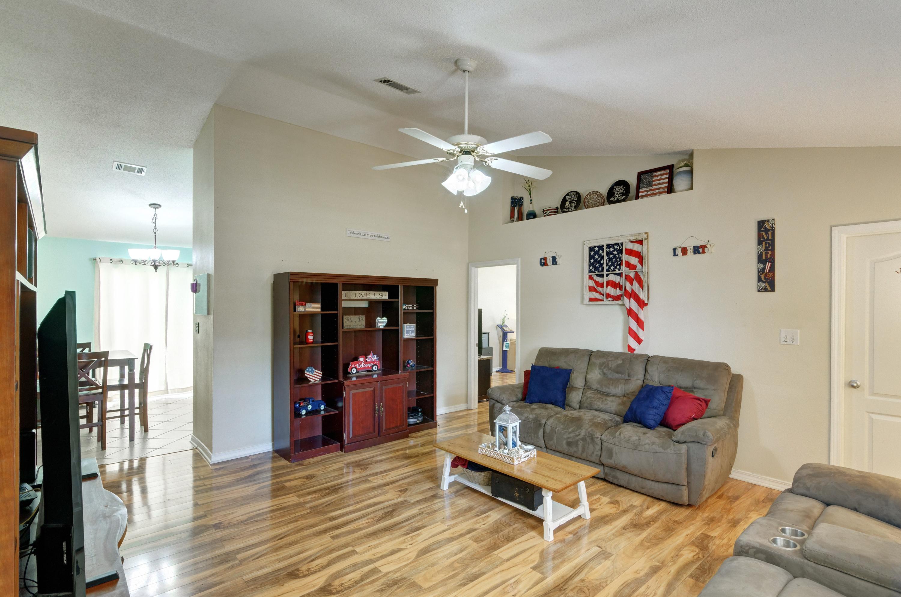 PLANTATION WOODS - Residential