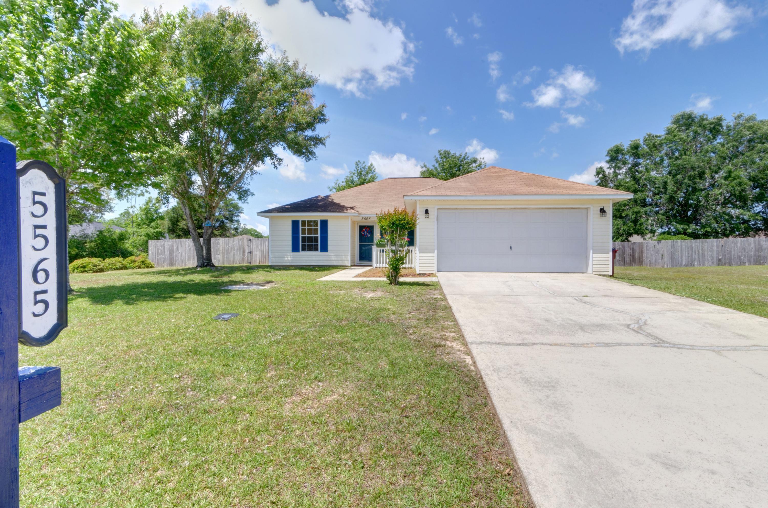 PLANTATION WOODS - Residential
