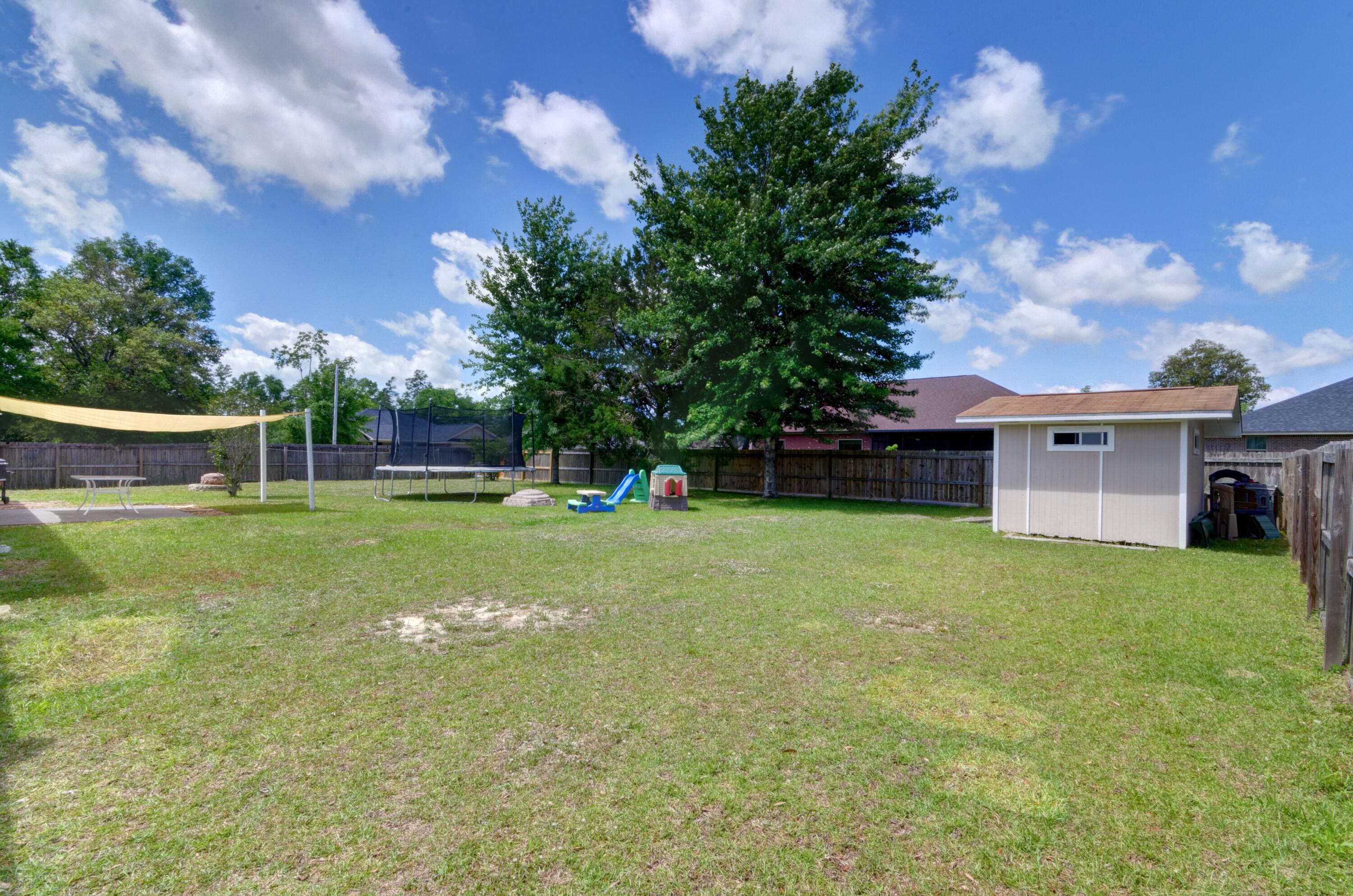 PLANTATION WOODS - Residential