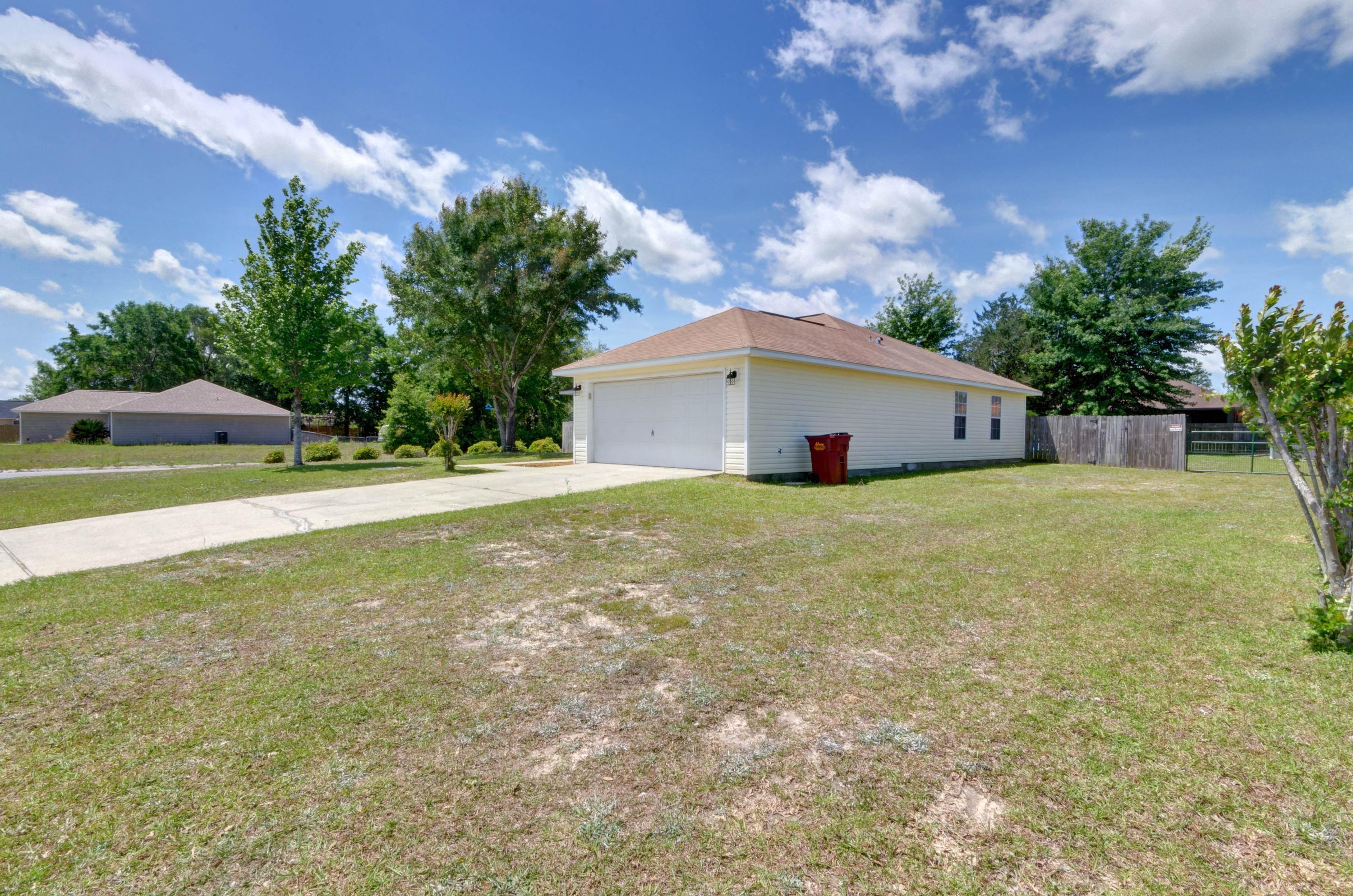 PLANTATION WOODS - Residential