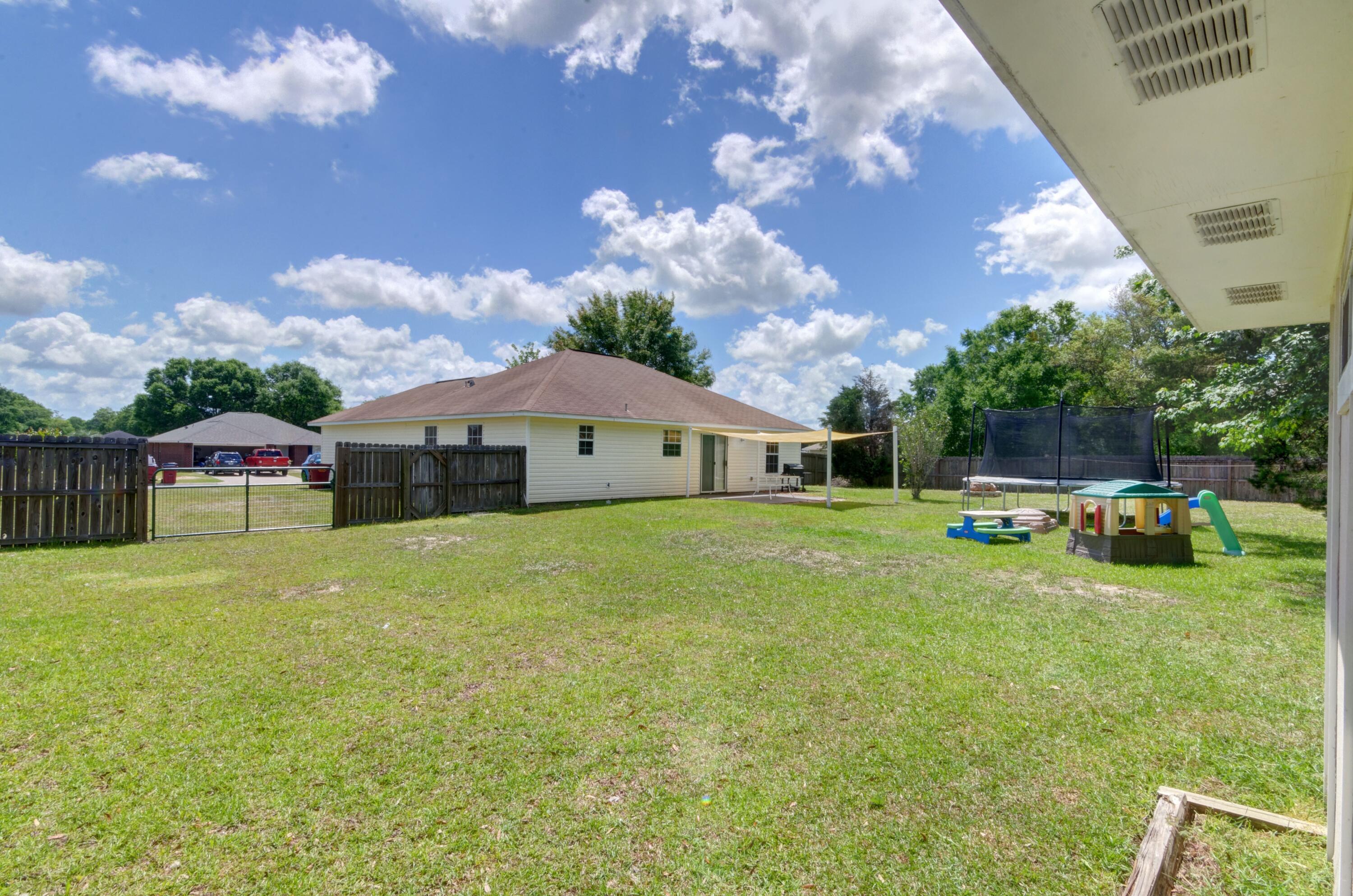 PLANTATION WOODS - Residential