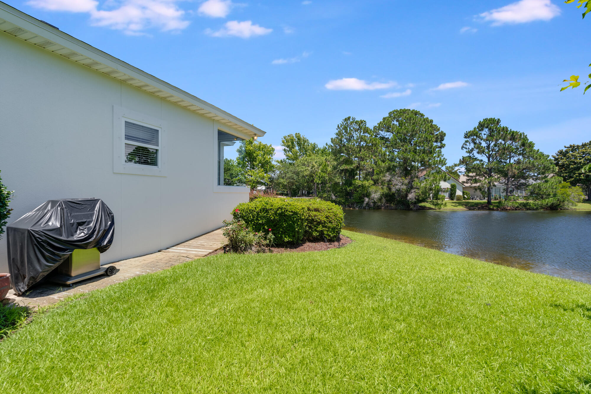EMERALD LAKES PH 2 - Residential