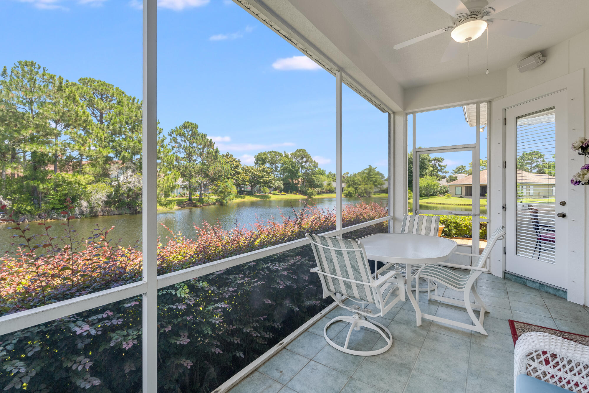 EMERALD LAKES PH 2 - Residential