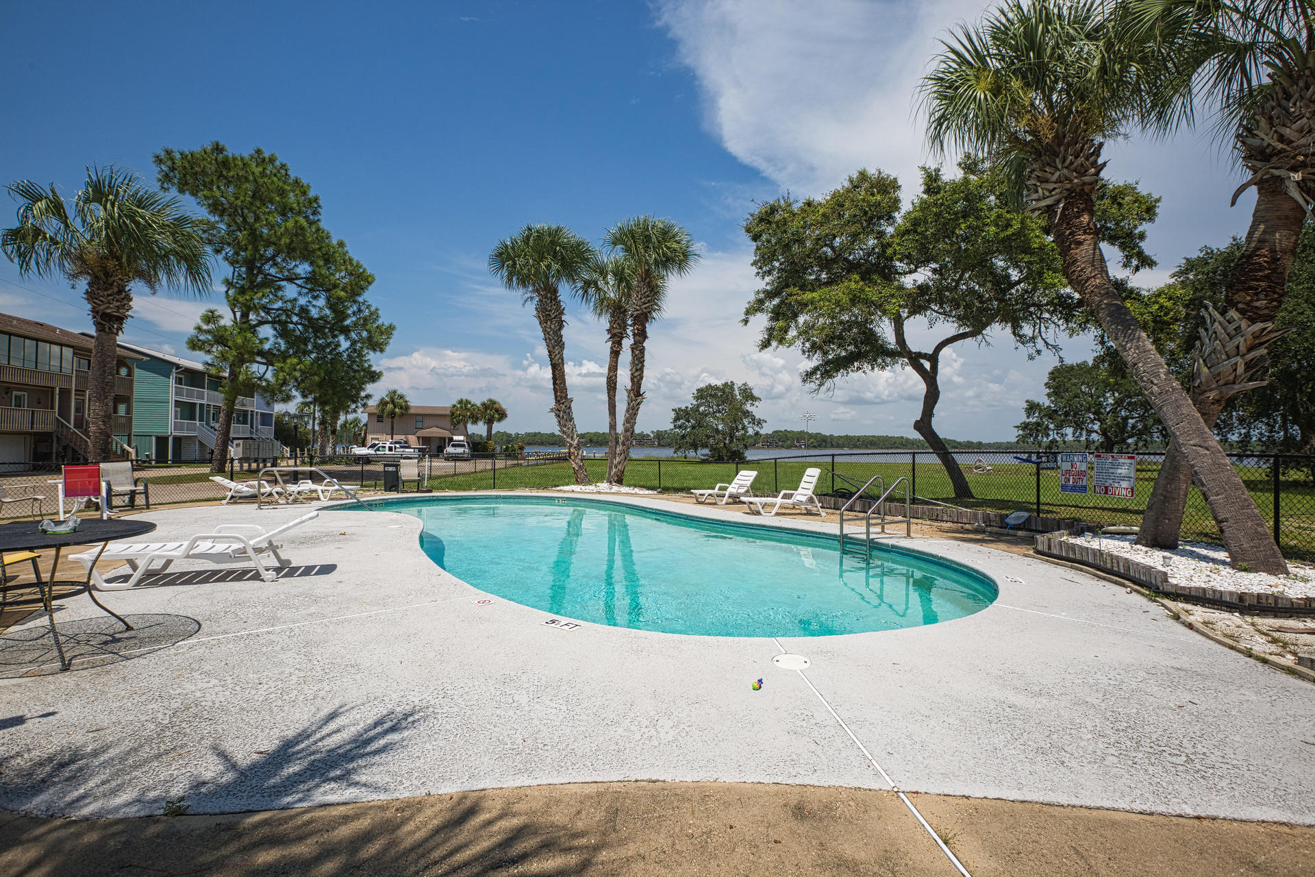 PIRATES COVE INLET CONDO - Residential