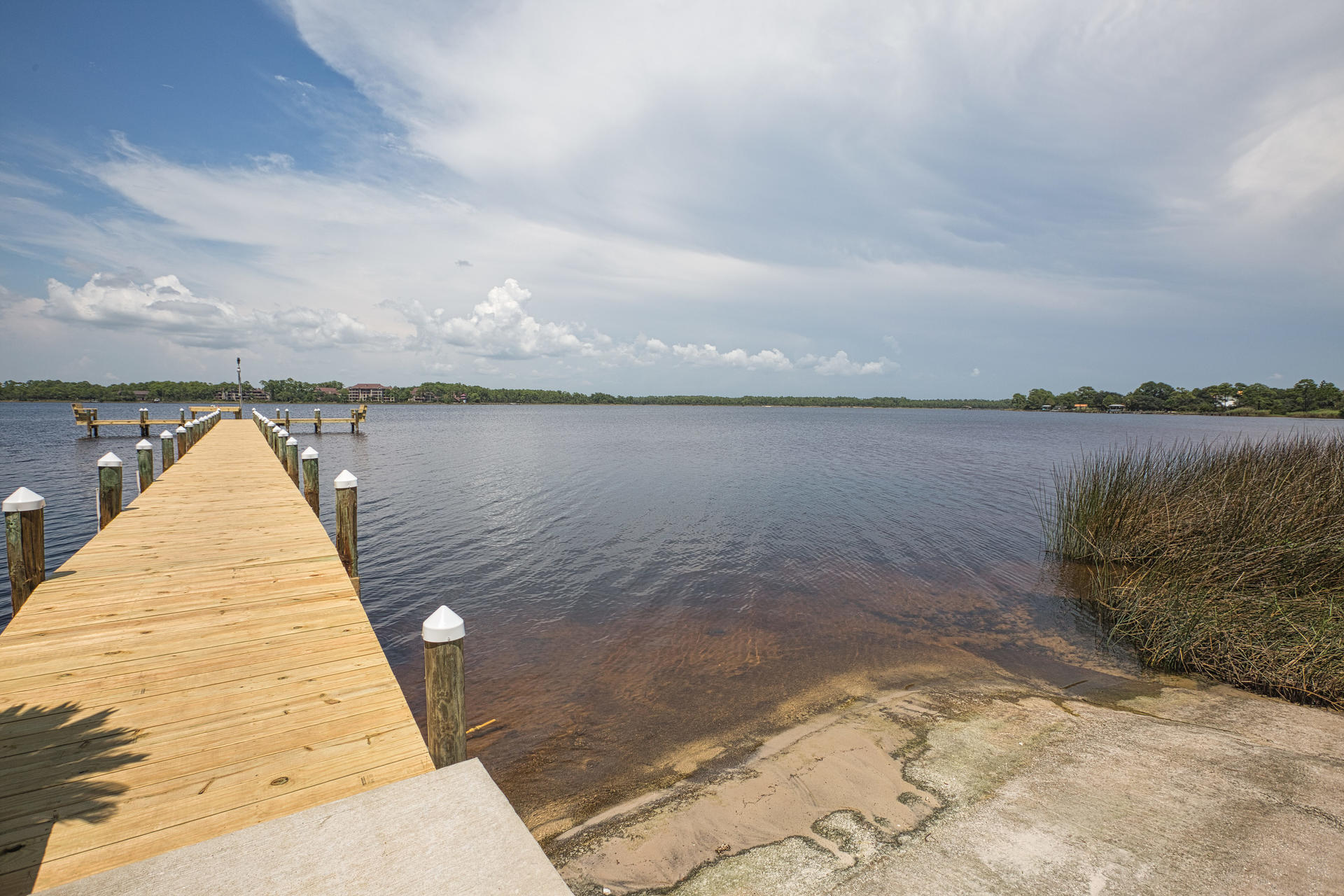 PIRATES COVE INLET CONDO - Residential