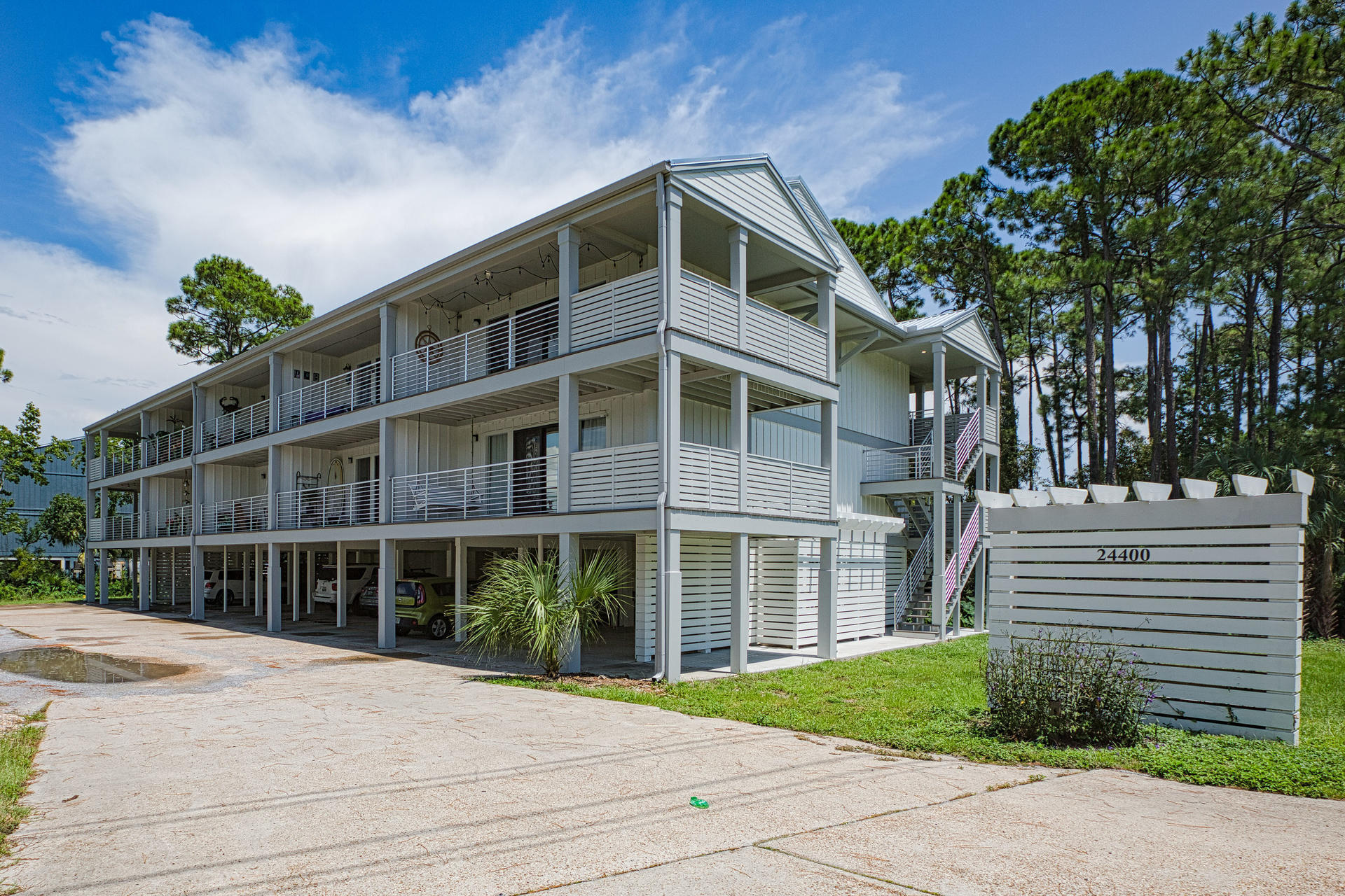 PIRATES COVE INLET CONDO - Residential