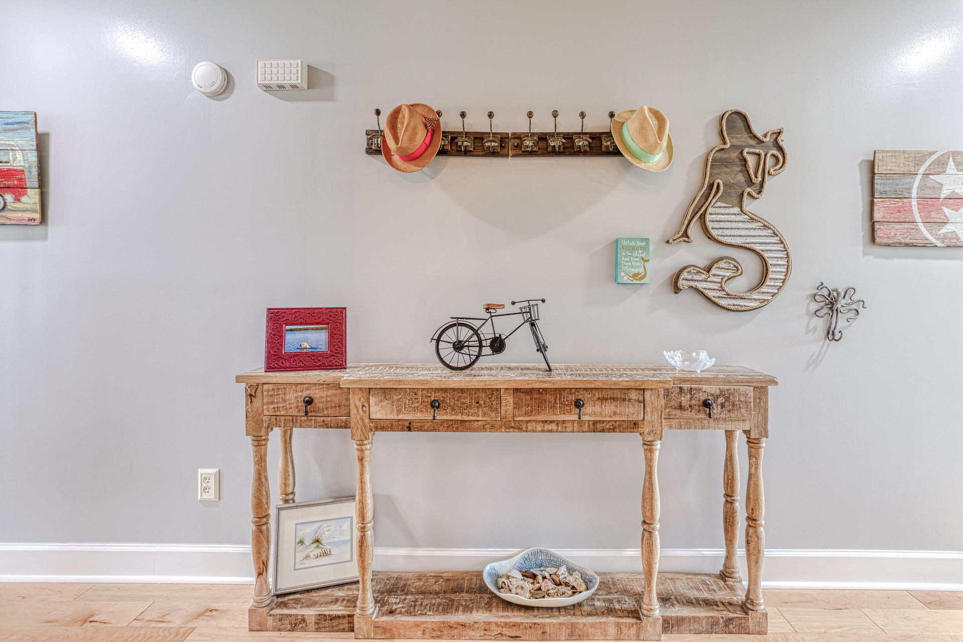 PIRATES COVE INLET CONDO - Residential