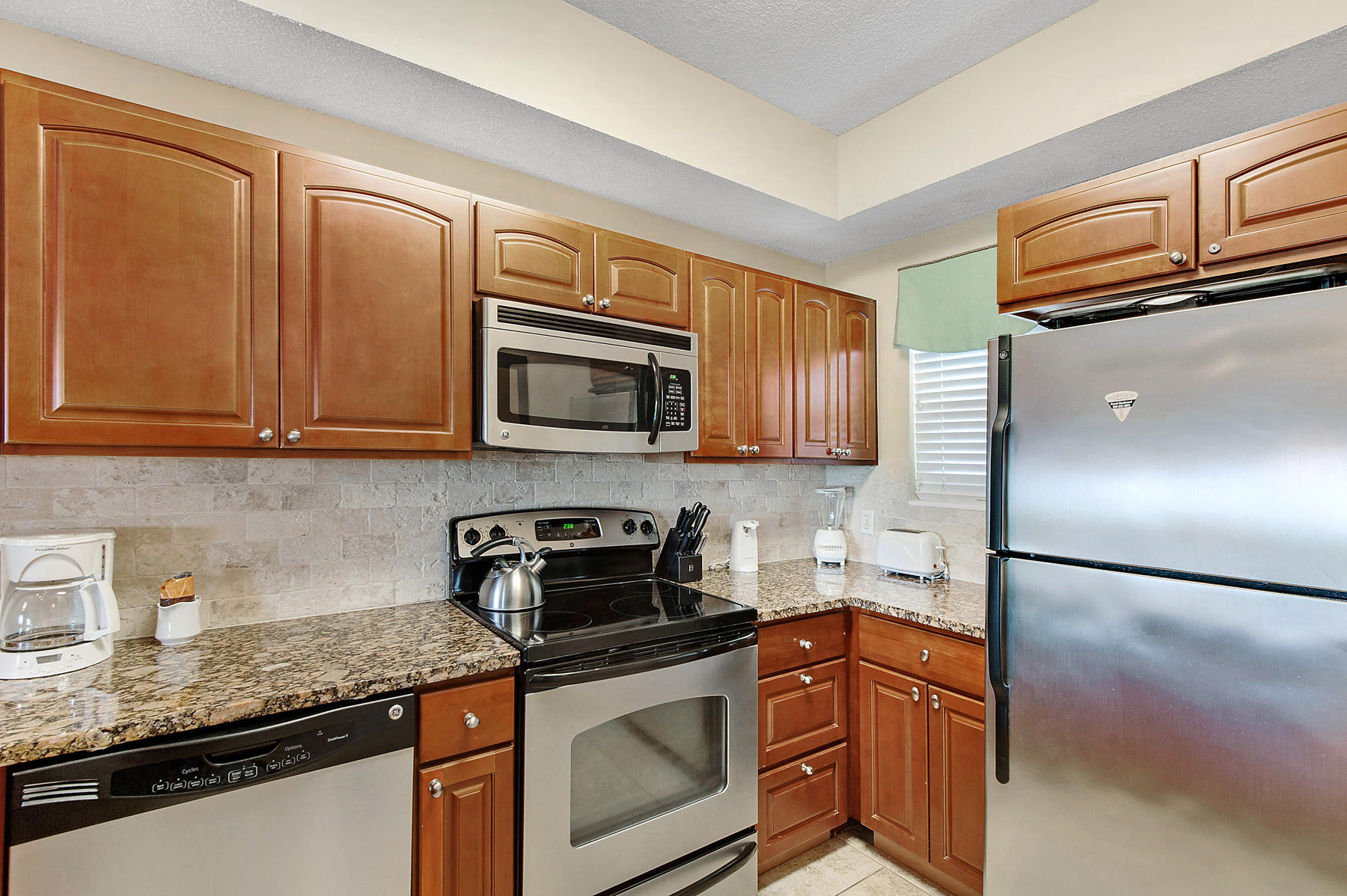 SUMMIT AT TOPS'L (THE) - Residential