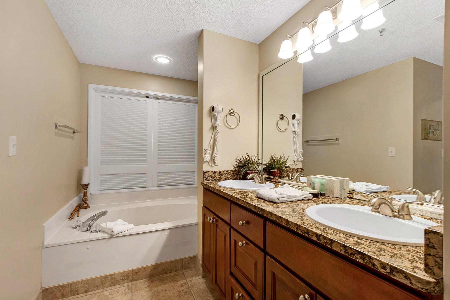 SUMMIT AT TOPS'L (THE) - Residential