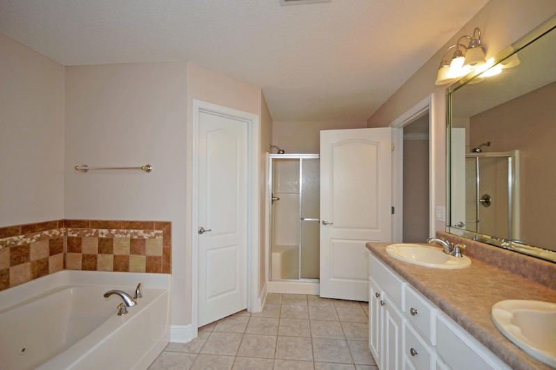 WOODLAWN HEIGHTS - Residential