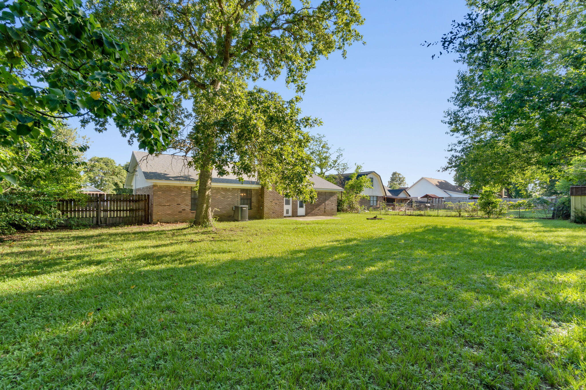 COUNTRYVIEW ESTATES 3RD ADDN - Residential Lease