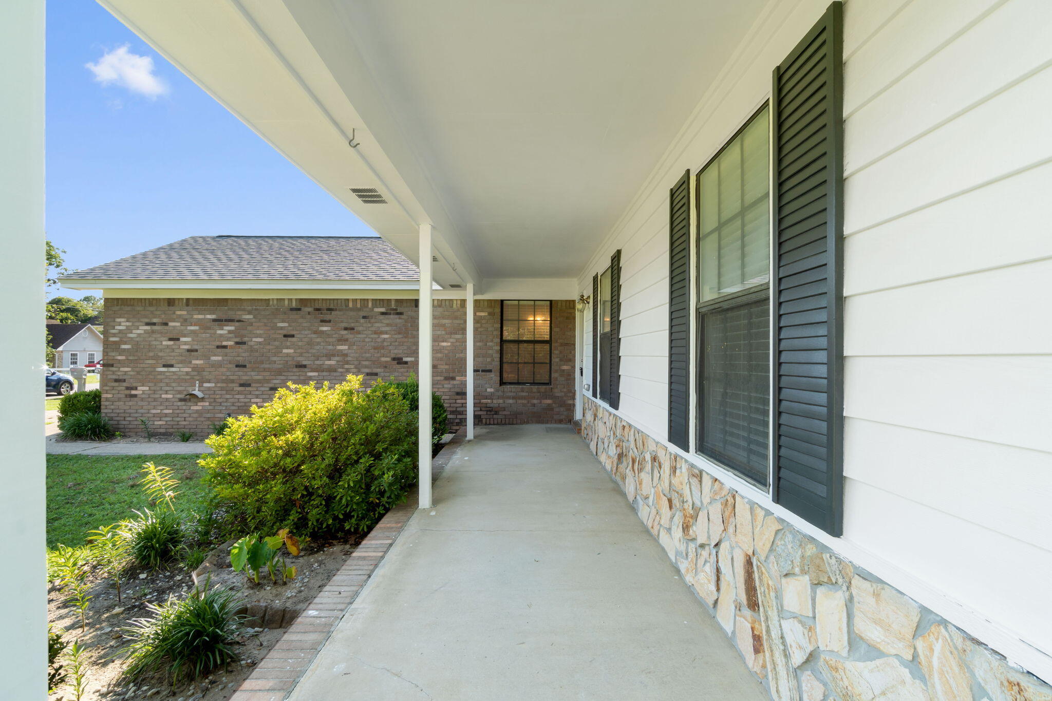 COUNTRYVIEW ESTATES 3RD ADDN - Residential Lease
