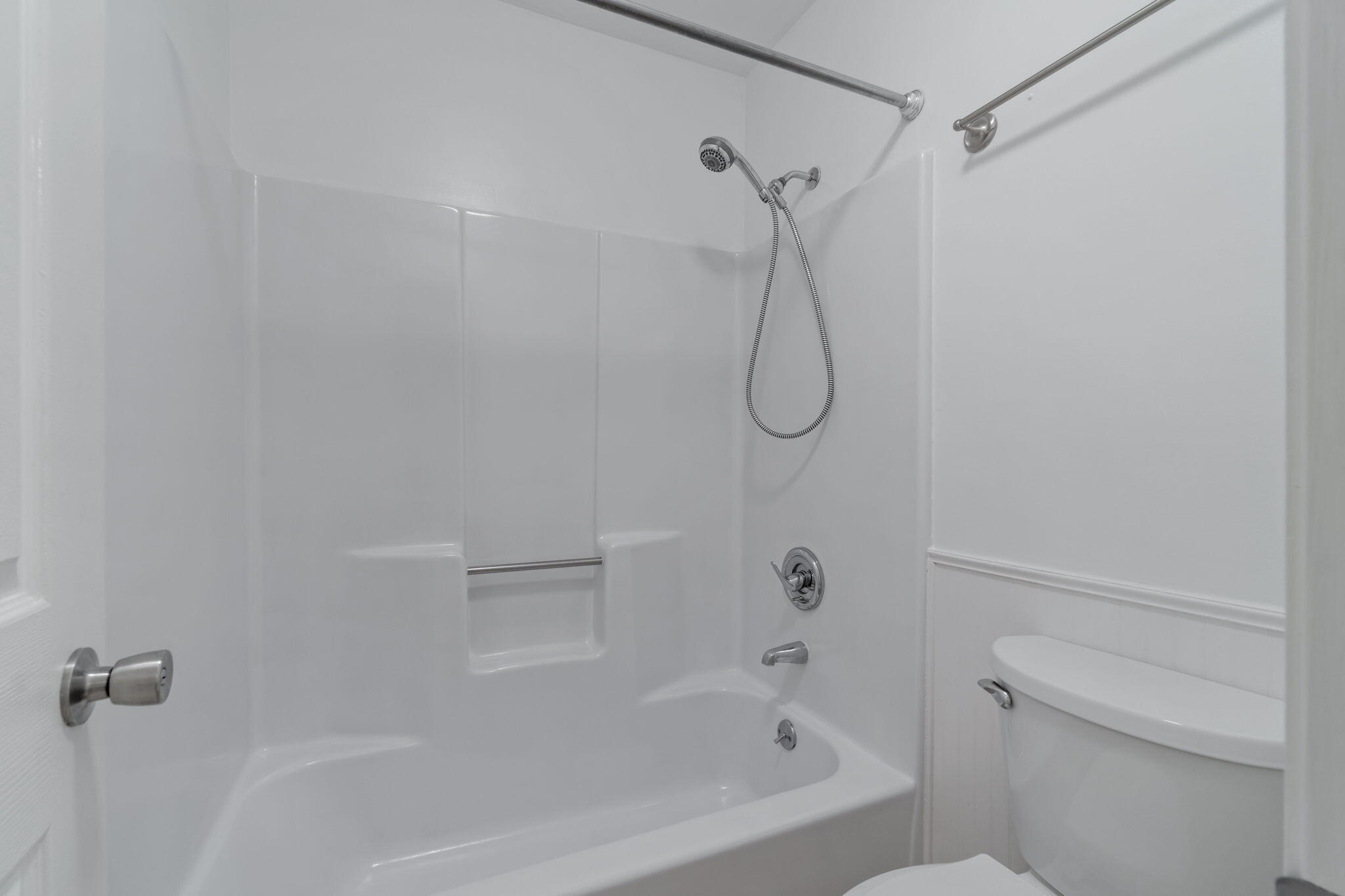 COUNTRYVIEW ESTATES 3RD ADDN - Residential Lease