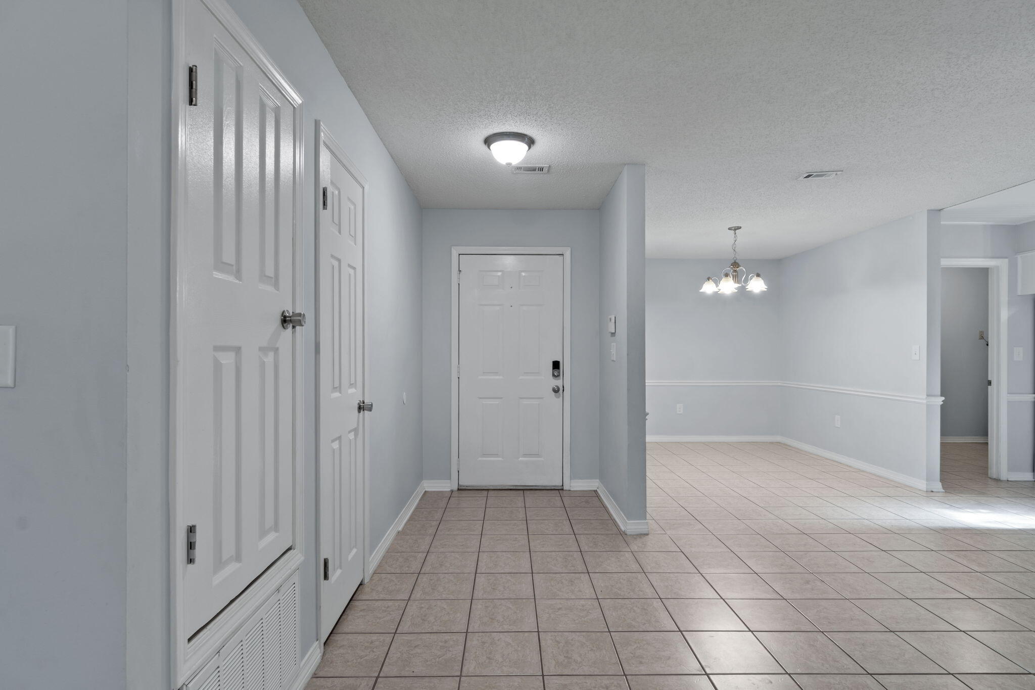 COUNTRYVIEW ESTATES 3RD ADDN - Residential Lease
